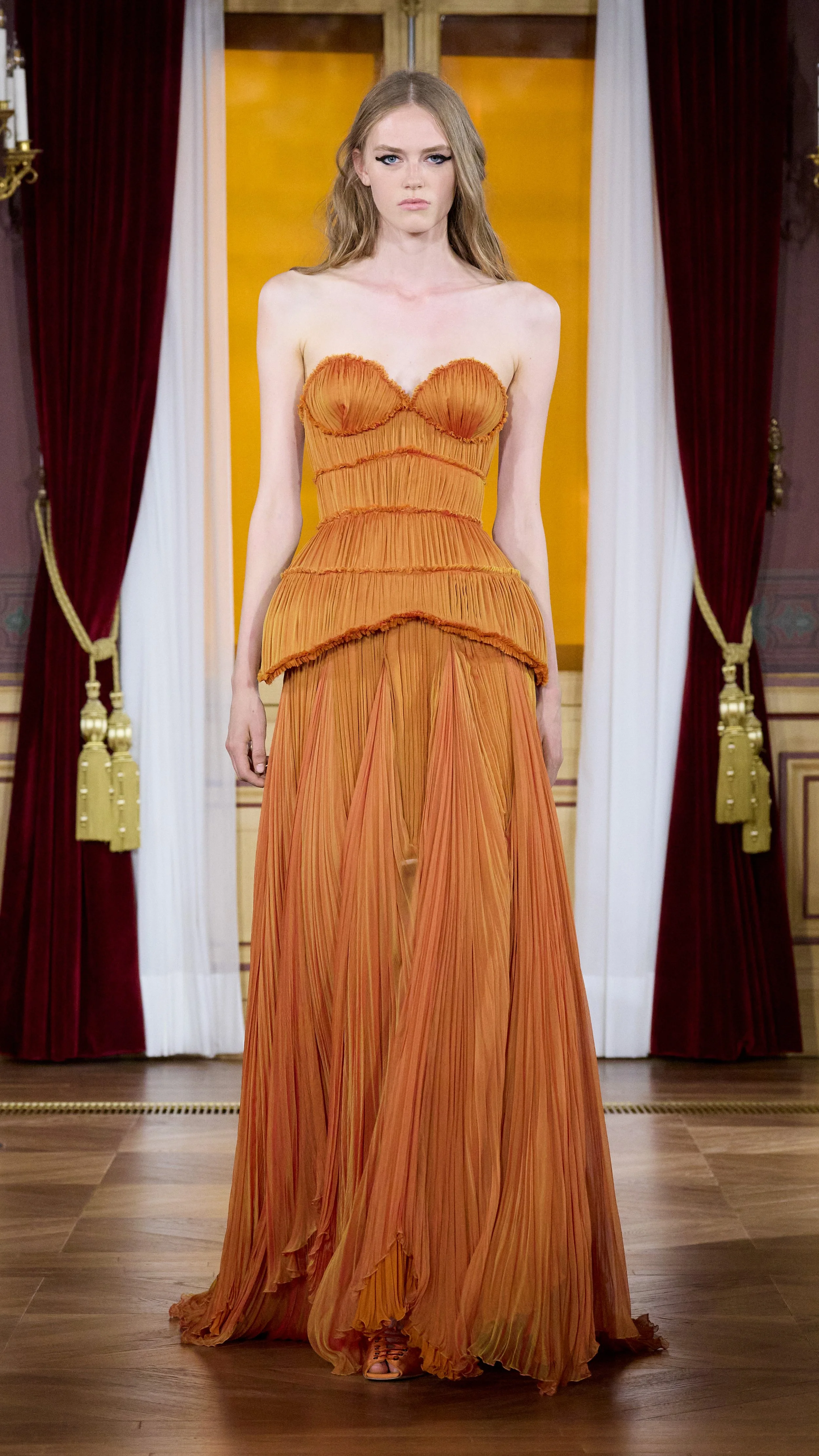 ardAzAei-AW26-collection-takes-inspiration-from-the-nightingales-rose-seele-magazine 12.jpg
