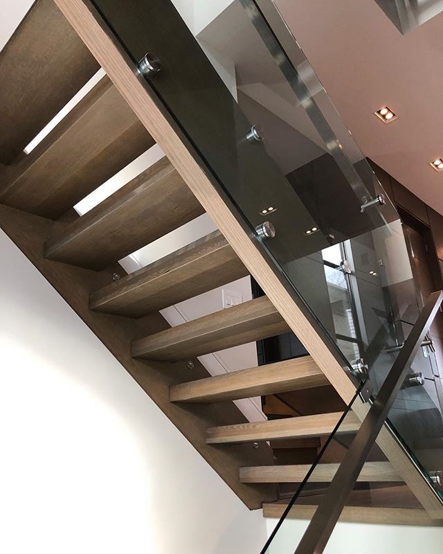 Your home WOOD&rsquo;nt be the same without us! 🛠#stairsbymillennium

#stairs #ajax #homeimprovement #homesweethome #custom #builtforyou #homestyle #interiordesign #home #designlife #stairsofinstagram
