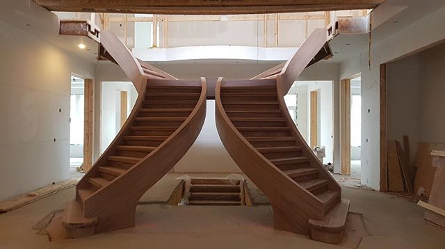 We ❤️ floating stairs! 
#stairsbymillennium

#stairs #ajax #homeimprovement #homesweethome #custom #builtforyou #homestyle #interiordesign #home #designlife #stairsofinstagram #architecture #architecturedaily #architectural #designedbyyou #customstai