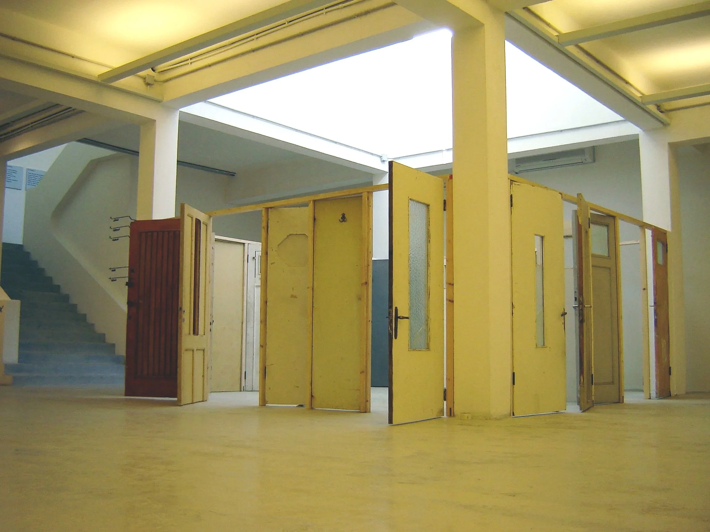 Terminus: I can't tell where I end and you begin. (2009)