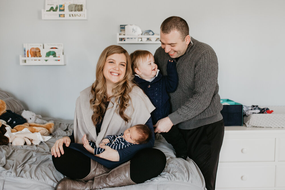 Buffalo newborn in home Buffalo family-1009.jpg