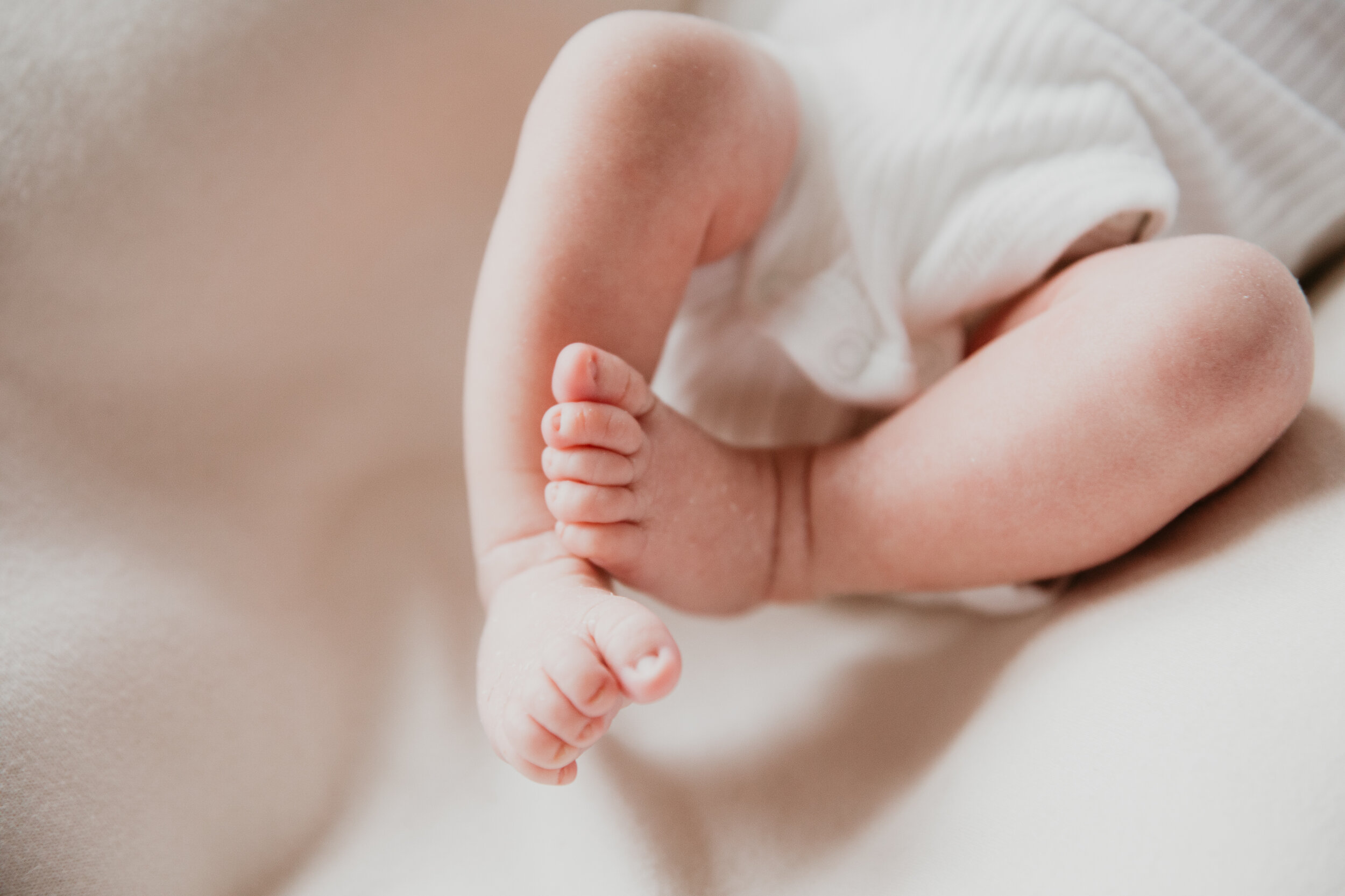 Newborn in home Buffalo family-1004.jpg