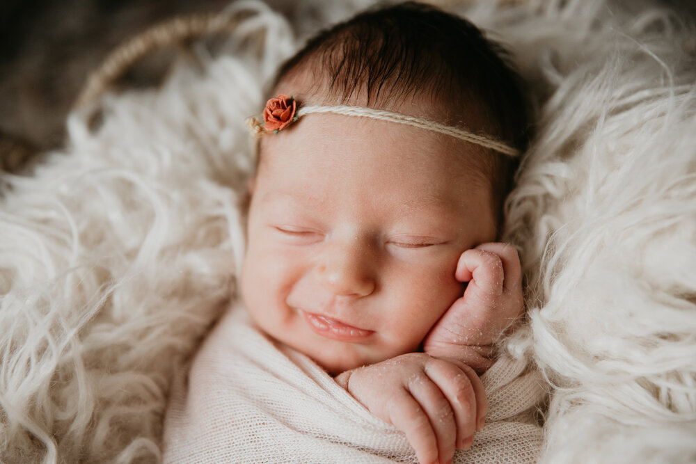 Newborn in home Buffalo family-1055.jpg