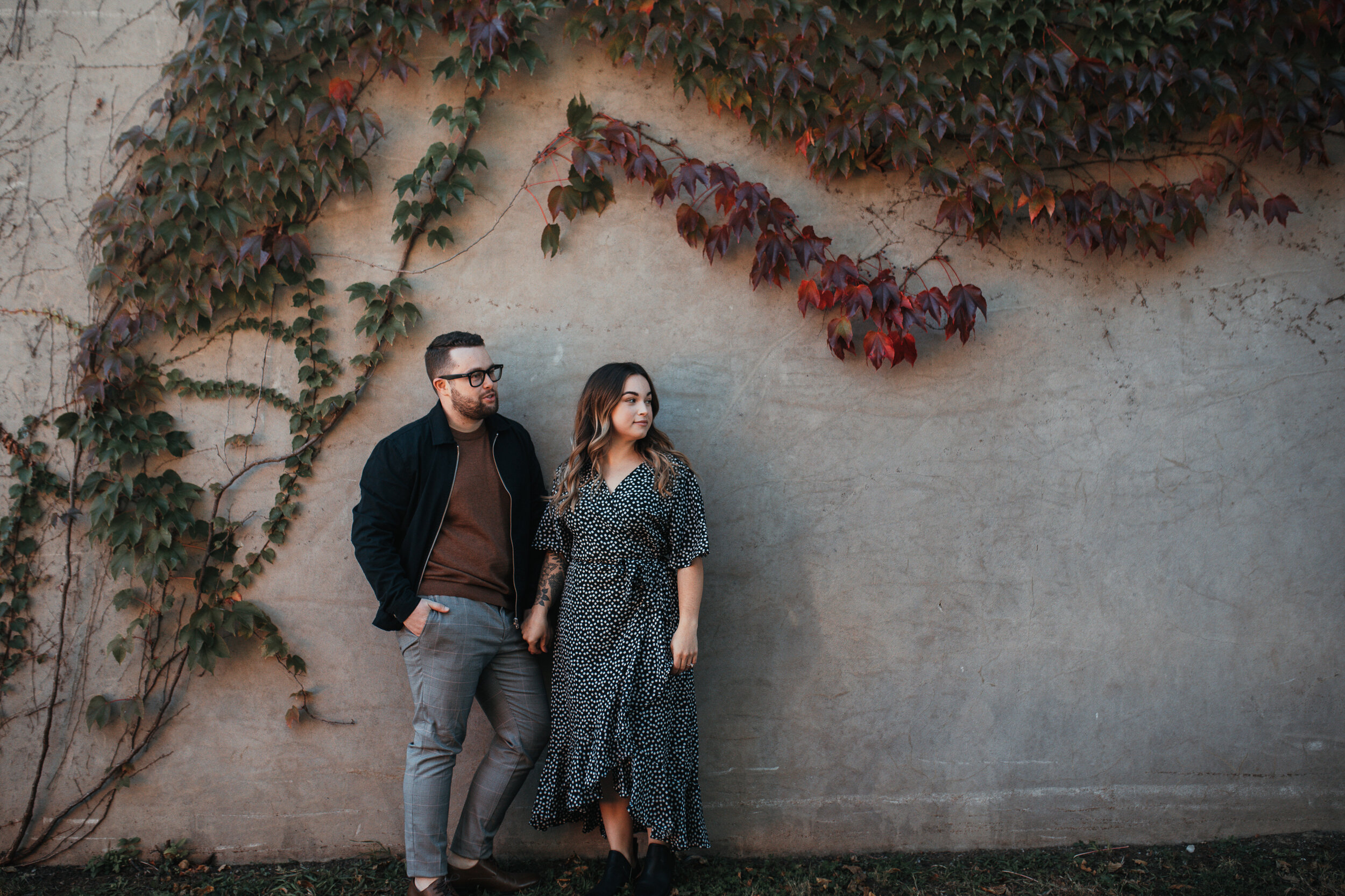 Knox Farms Buffaloi Engagement Photography -1002.jpg