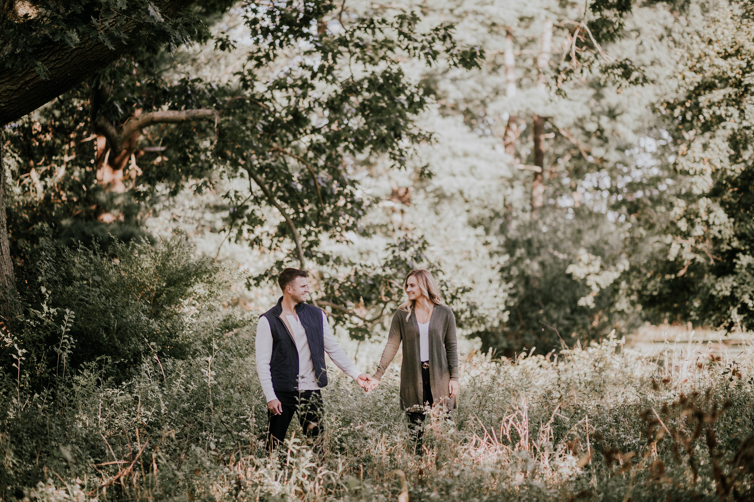 Knox Farms Buffaloi Engagement Photography-1016.jpg