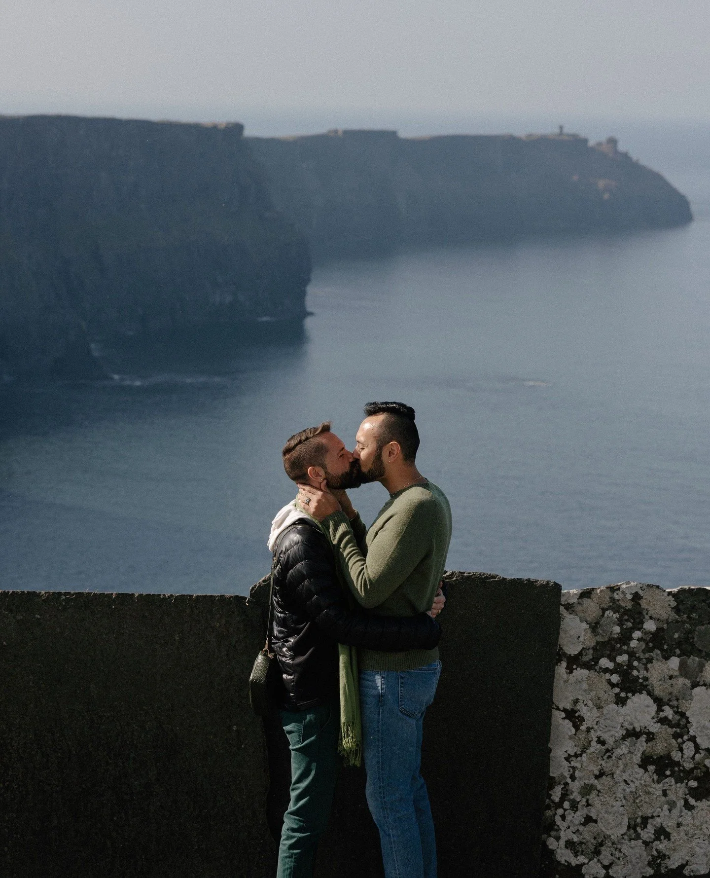 Sometimes this job takes us to some pretty unreal places.⁠
Cliffs in Ireland, wind coming off the water, and two people celebrating the start of their life together. I still can&rsquo;t believe this is part of the job sometimes.⁠
#irelandengagement #