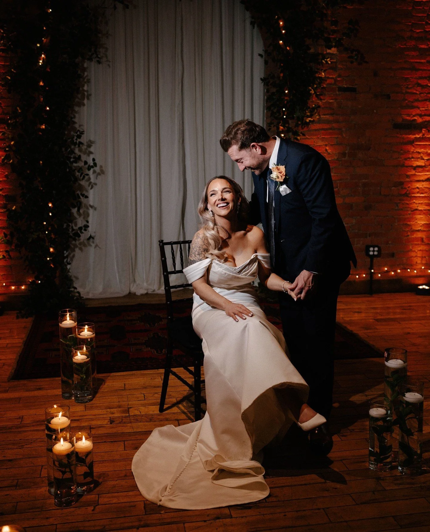 You cannot control the weather. You can control how you show up for it. And they showed up like this. ⁠
#buffalobride #bridalportrait #weddingphotography #buffaloweddingphotographer #indoorweddingphotography #bridalstyle #weddingday #seventharrowstud