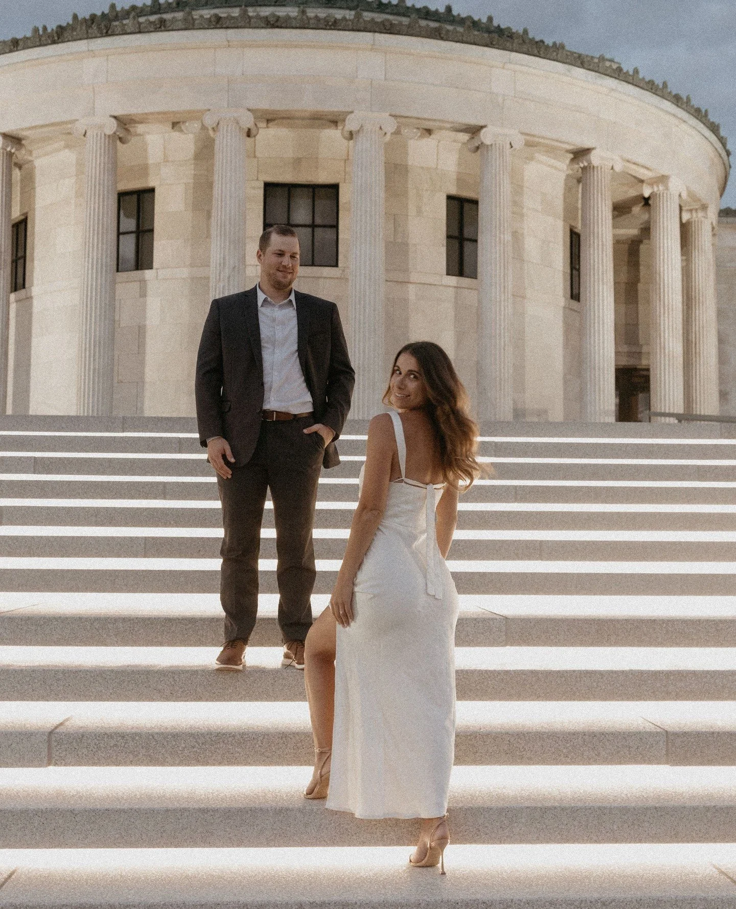 ...an oldie, but a goodie....⁠
these stairs at the art gallery are always a vibeeeee⁠
⁠
#bridalportrait #buffaloweddingphotographer #indoorphotography #weddingphotography #buffalobride #lightandshadow #seventharrowstudio #weddinginspo #buffalowedding