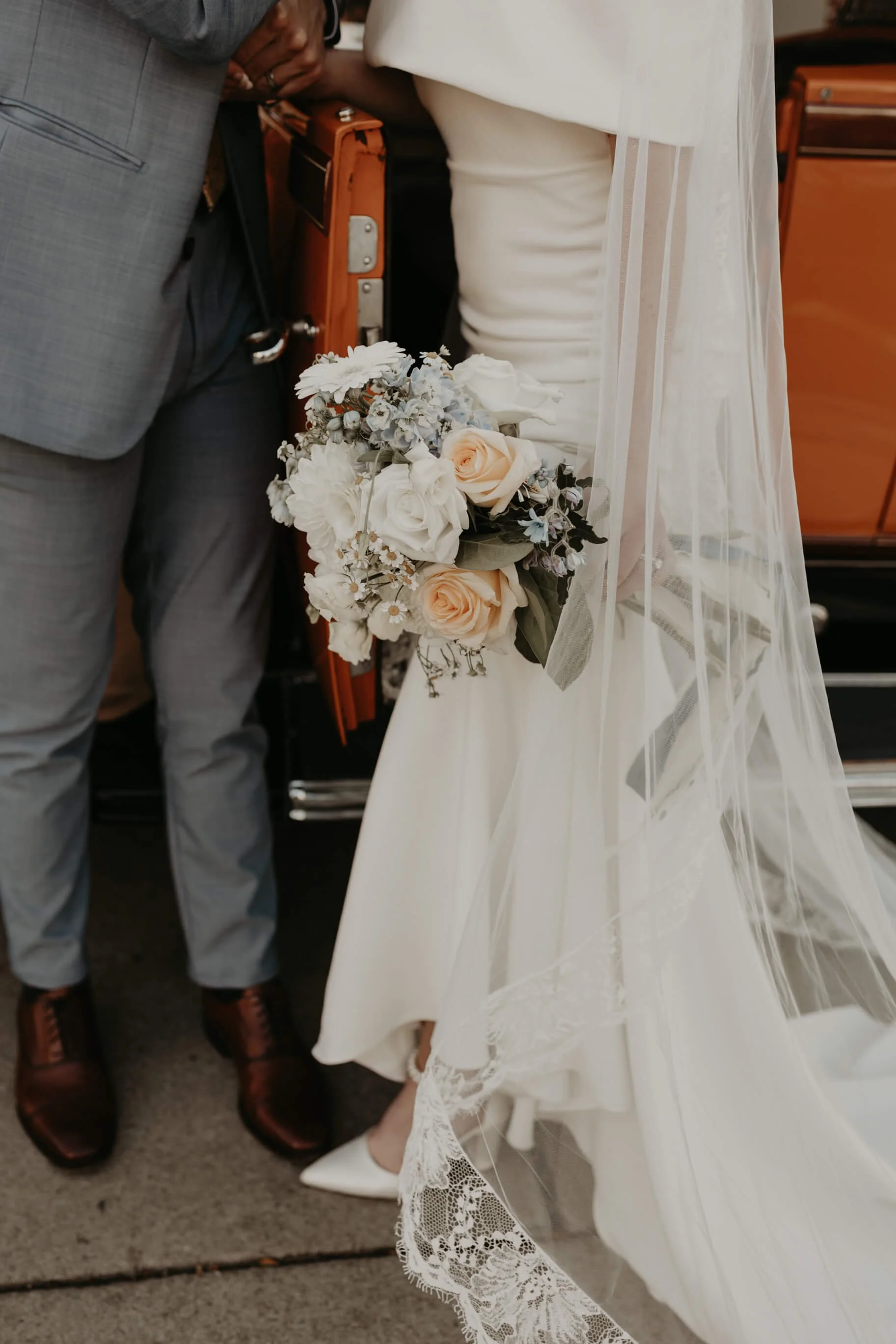 the-bank-east-aurora-Buffalo-wedding-photographer-Seventh-Arrow-2501.jpg