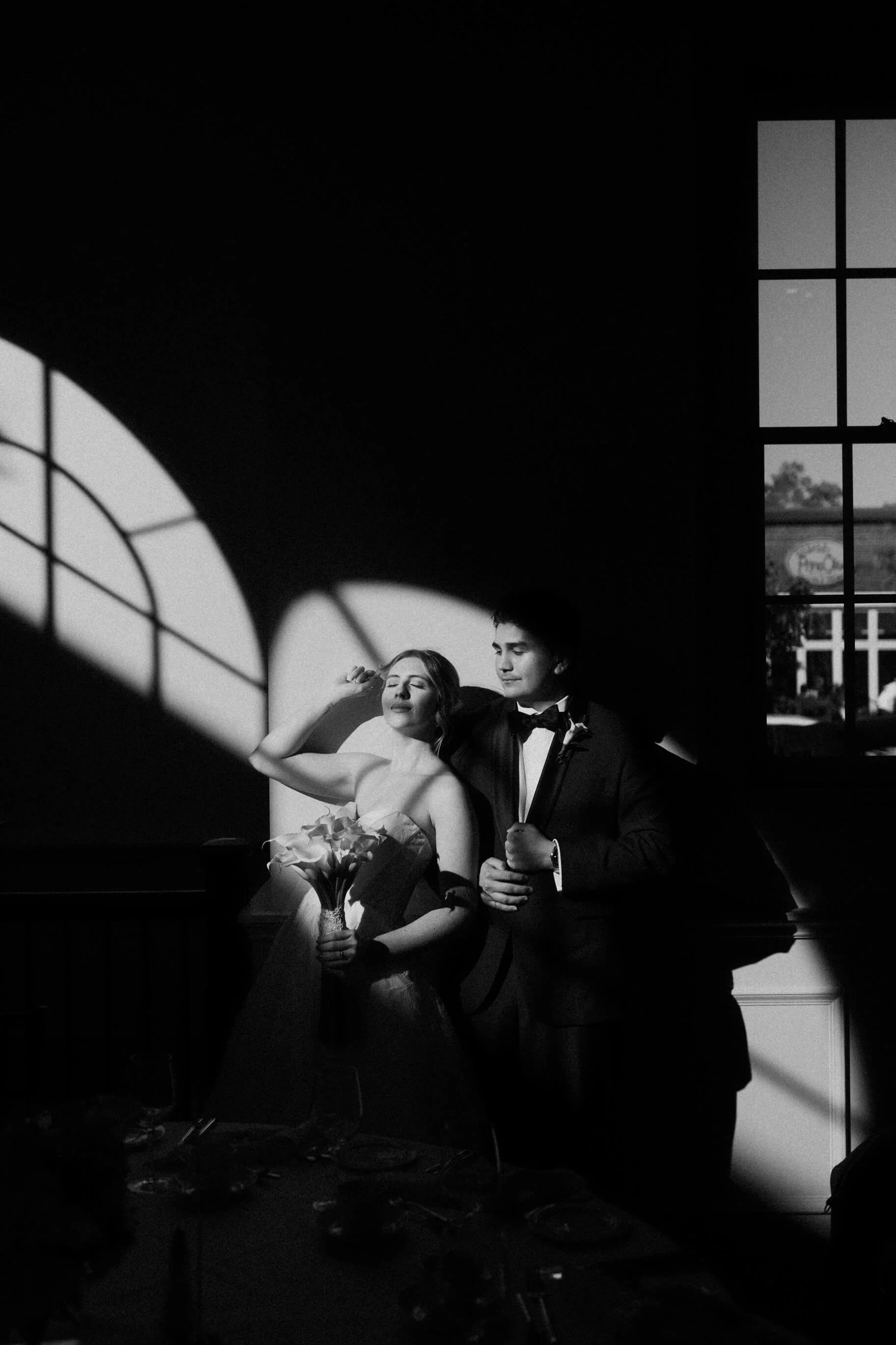 the-bank-east-aurora-Buffalo-wedding-photographer-Seventh-Arrow-2526.jpg