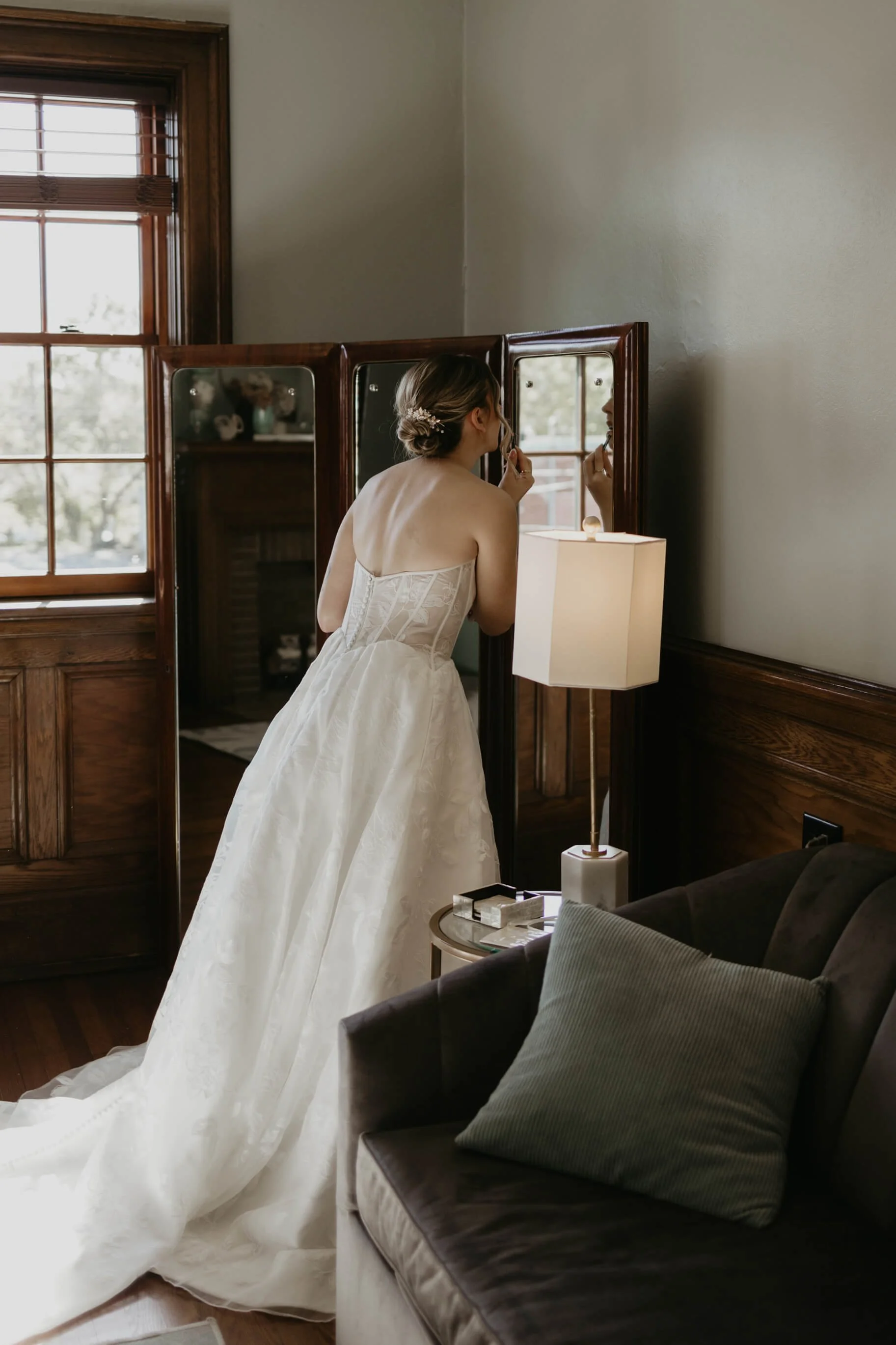 the-bank-east-aurora-Buffalo-wedding-photographer-Seventh-Arrow-2515.jpg