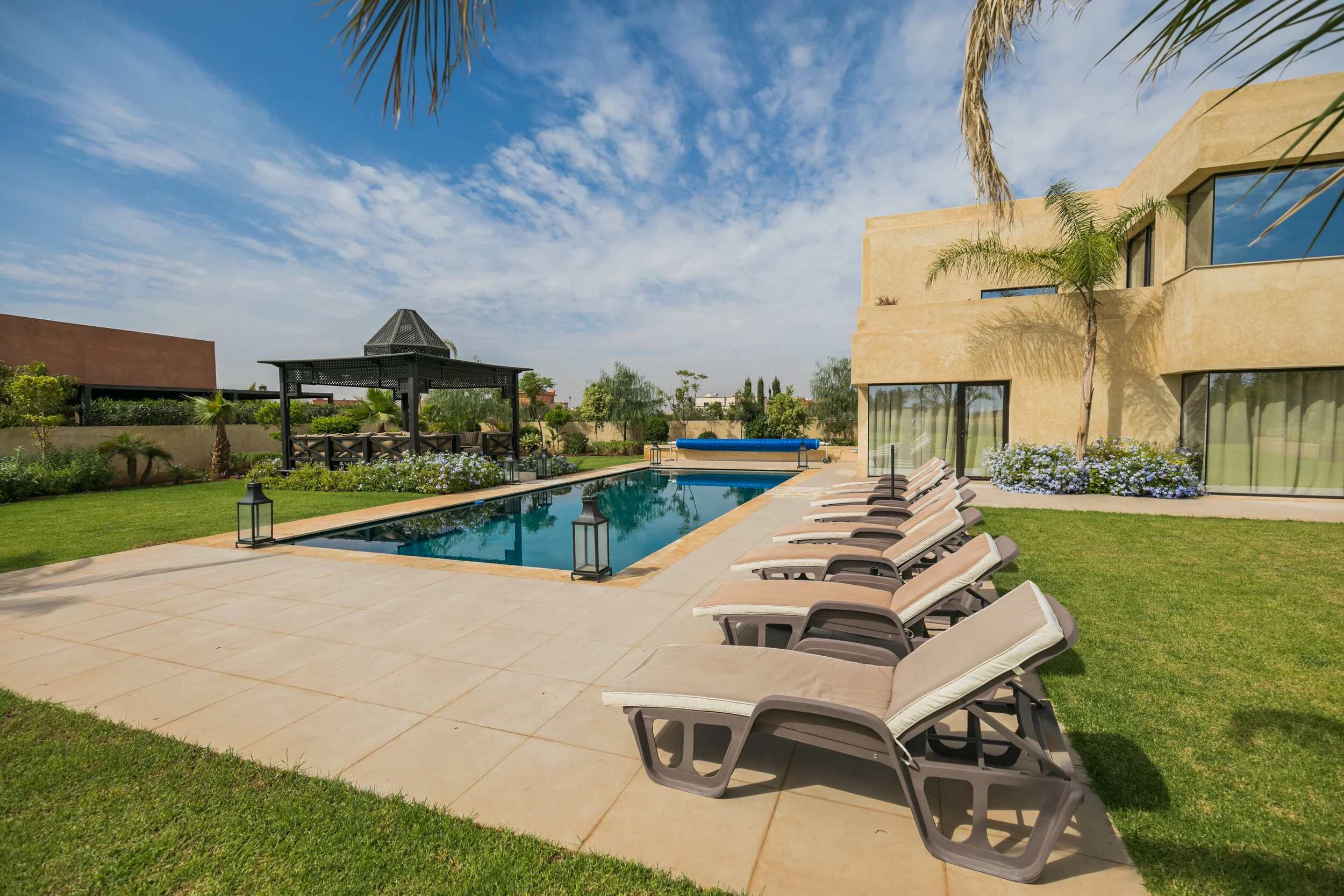 Barnes Mehdi 10-10-19 villa amelkis 33.JPG