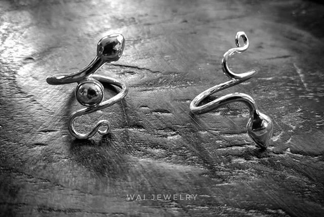 Procreation Rings
.
.
.
#waijewelry #handwrought #sterlingsilver #fertility #serpent #snake #spermandegg #modernprimitive #primalchic #simplicity #madebyhand #madeinny #northfork