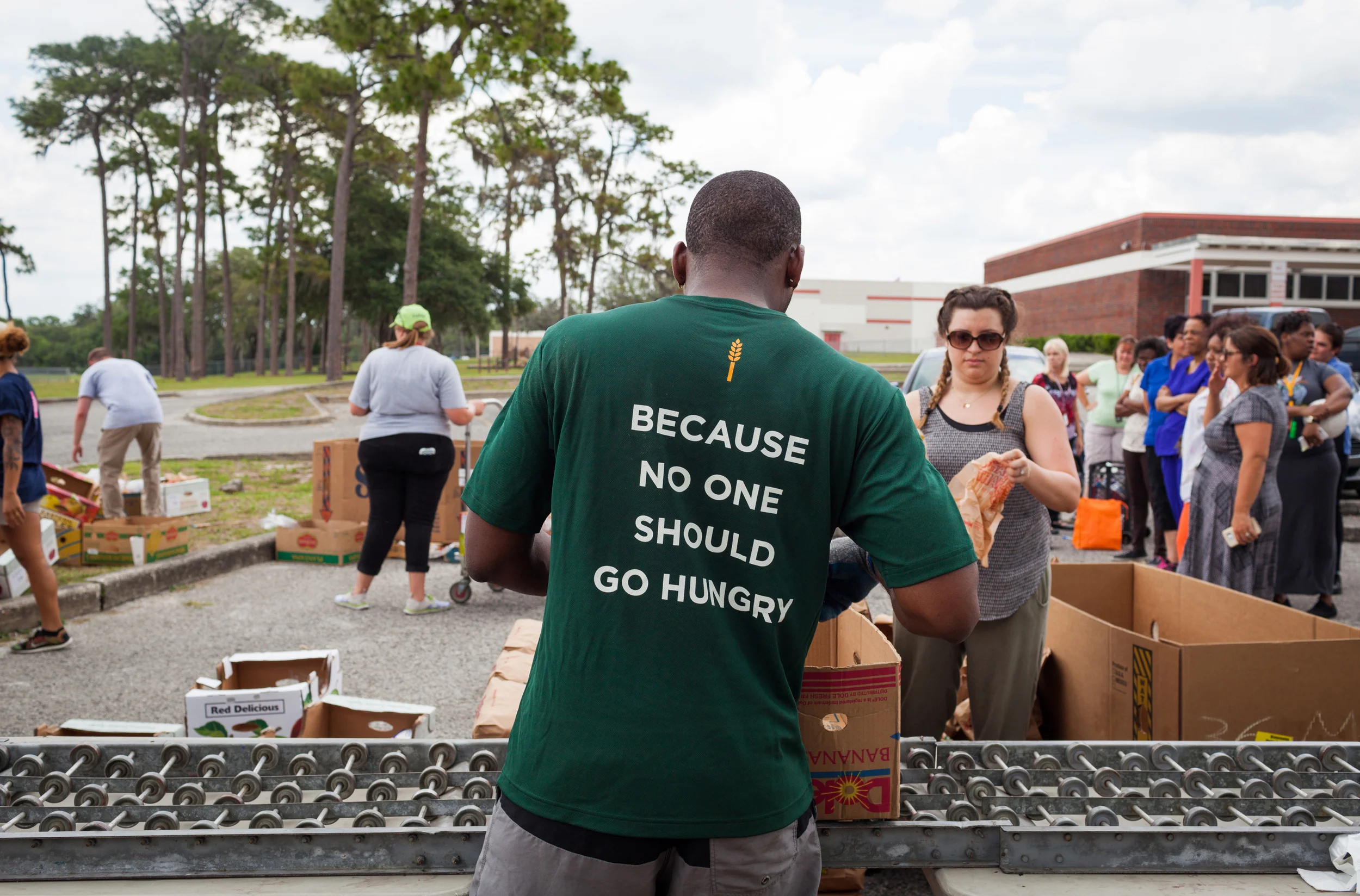 5.16.16FeedingTampaBayAL_0018.jpg