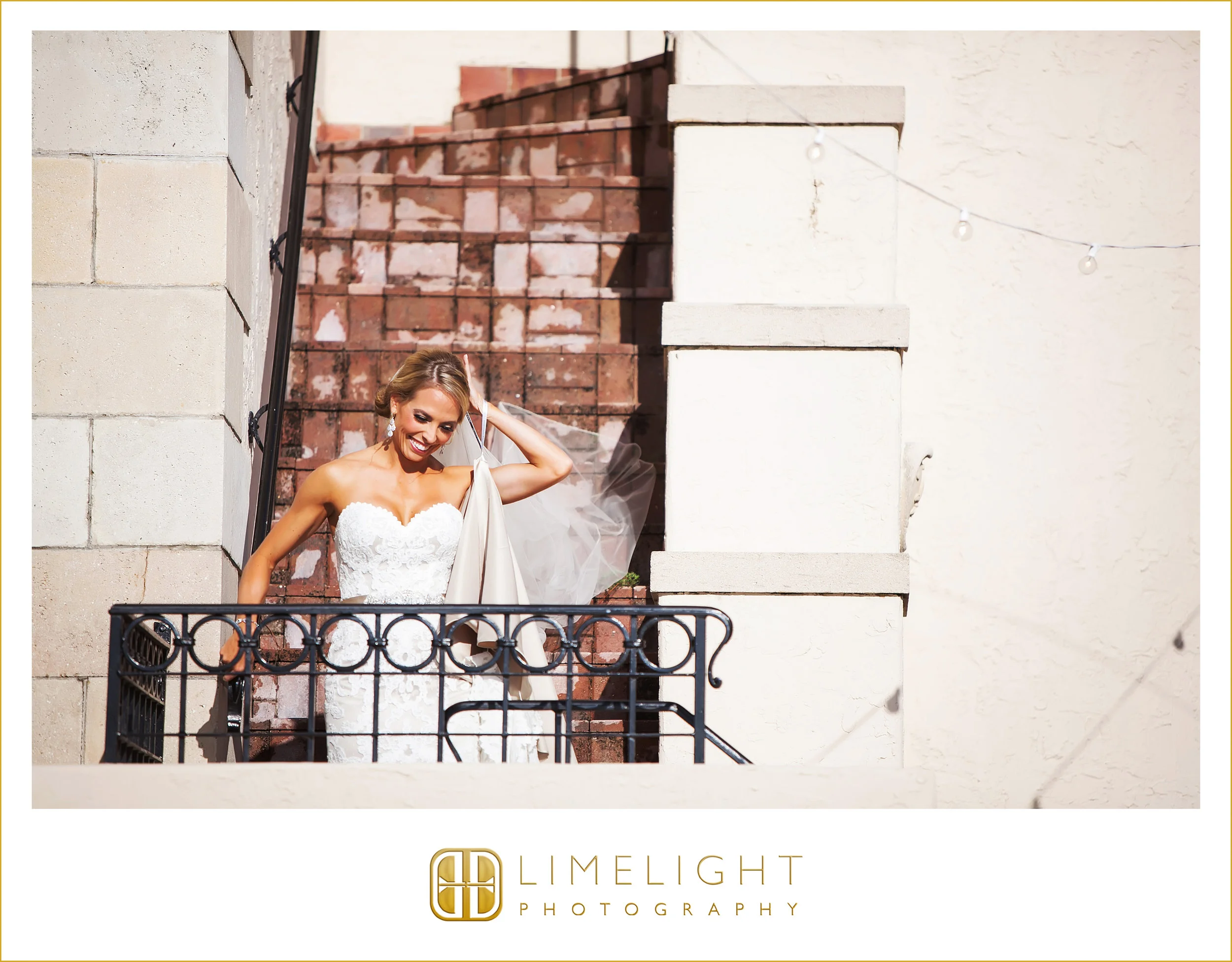 Balcony | Bride | Wedding 