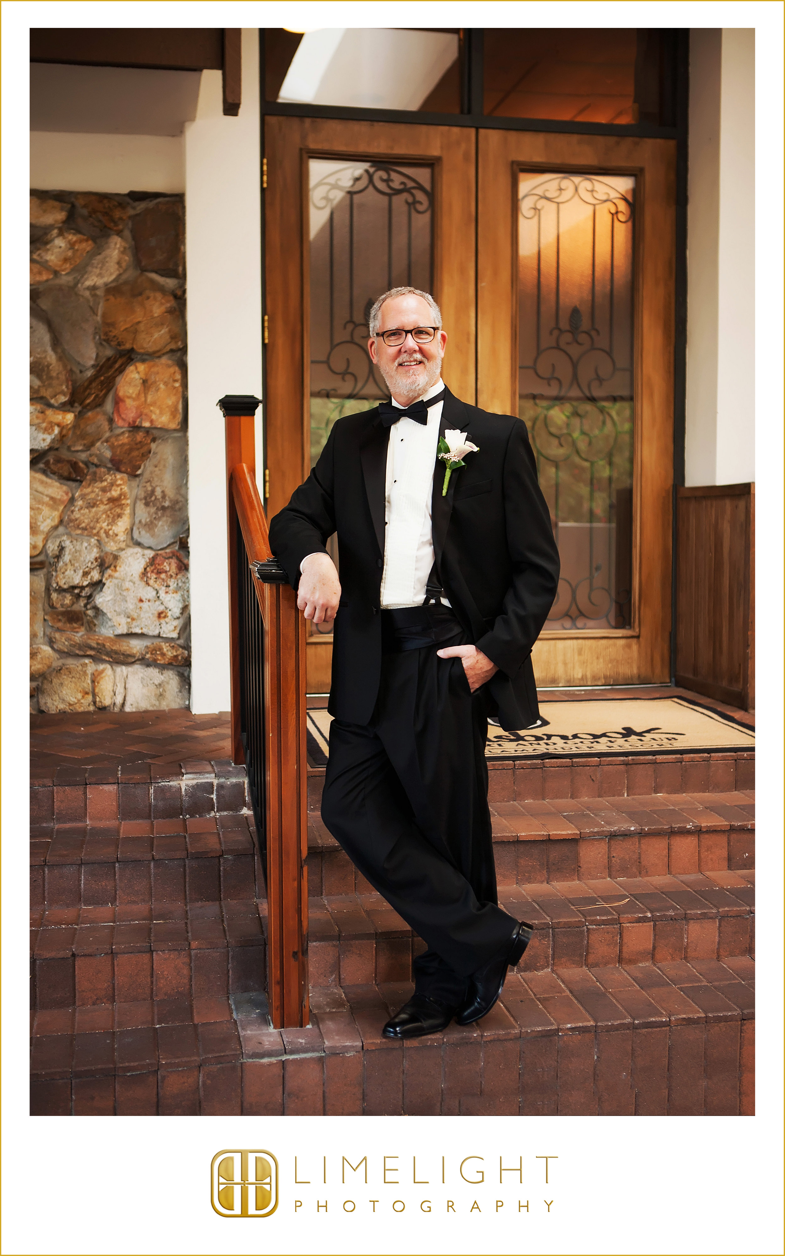 Groom | Portraits | Wedding