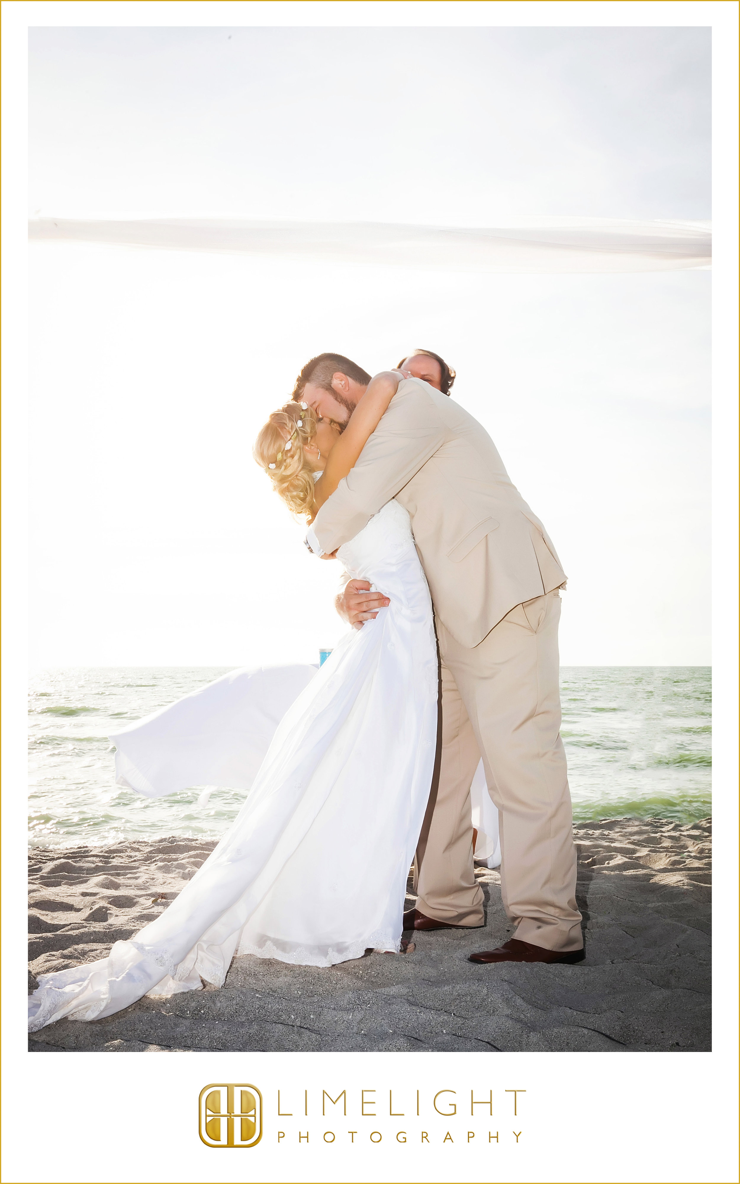 Ceremony | Husband & Wife | Wedding