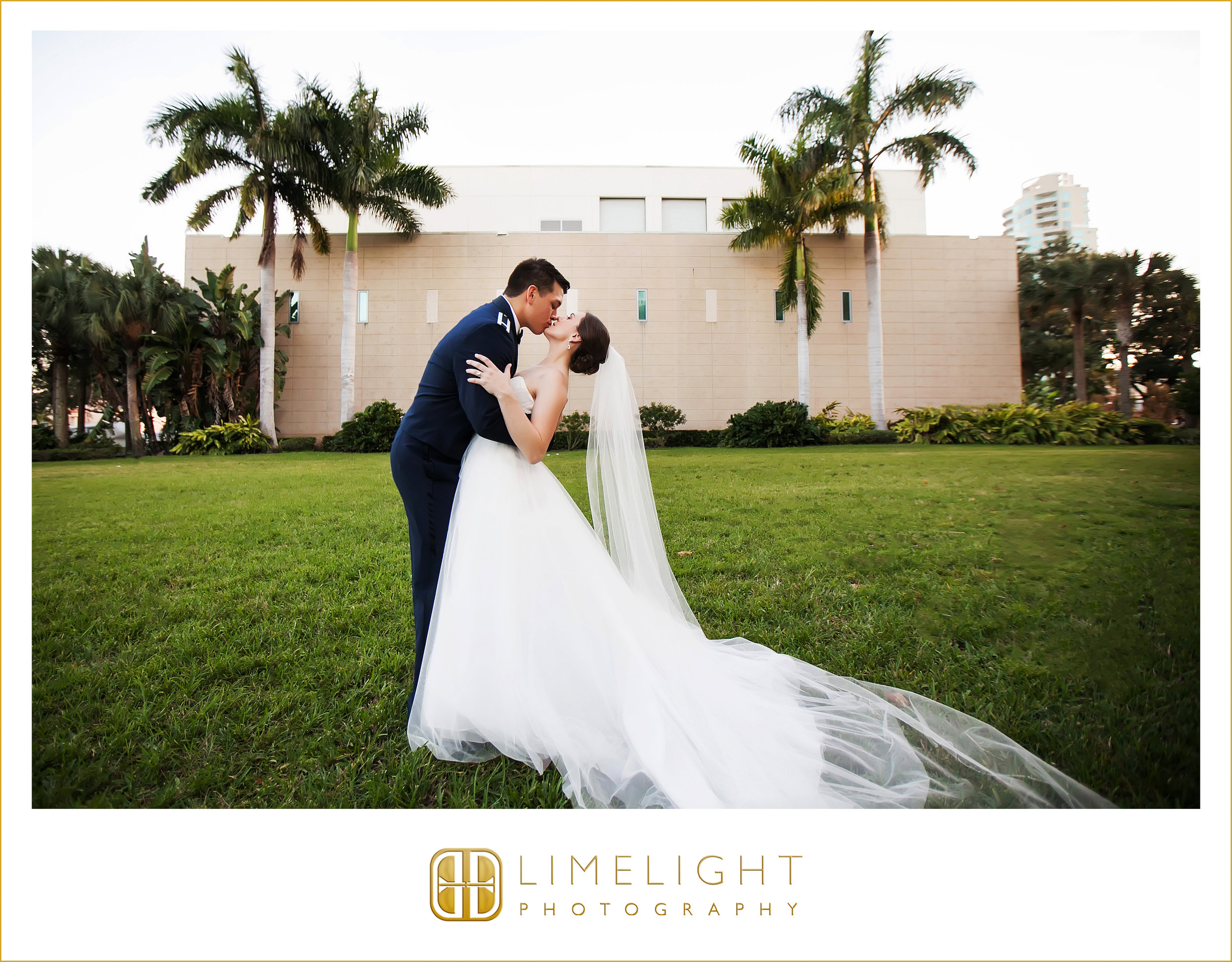 Portraits | Mr. & Mrs. | Wedding