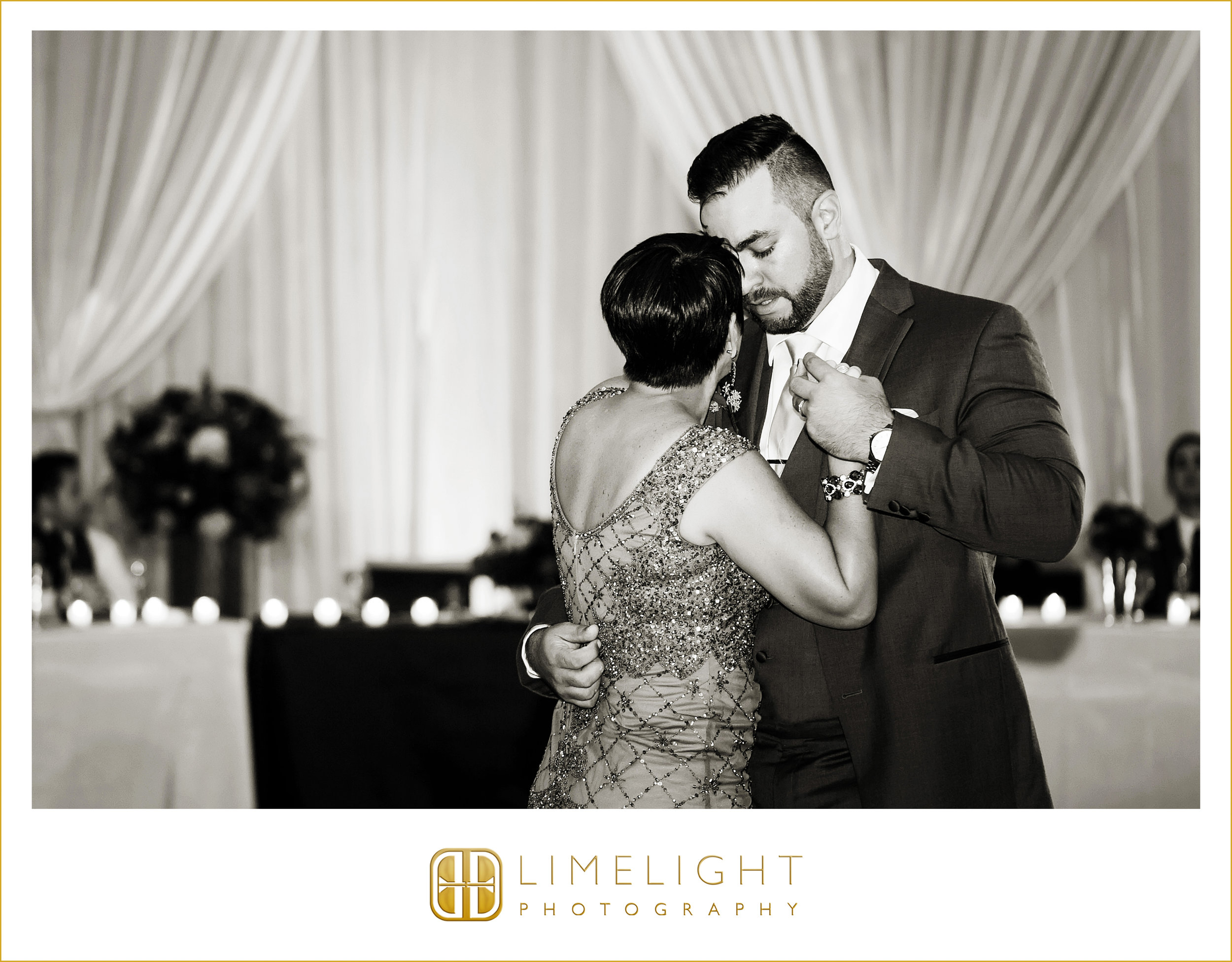Mother & Groom | Dance | Wedding