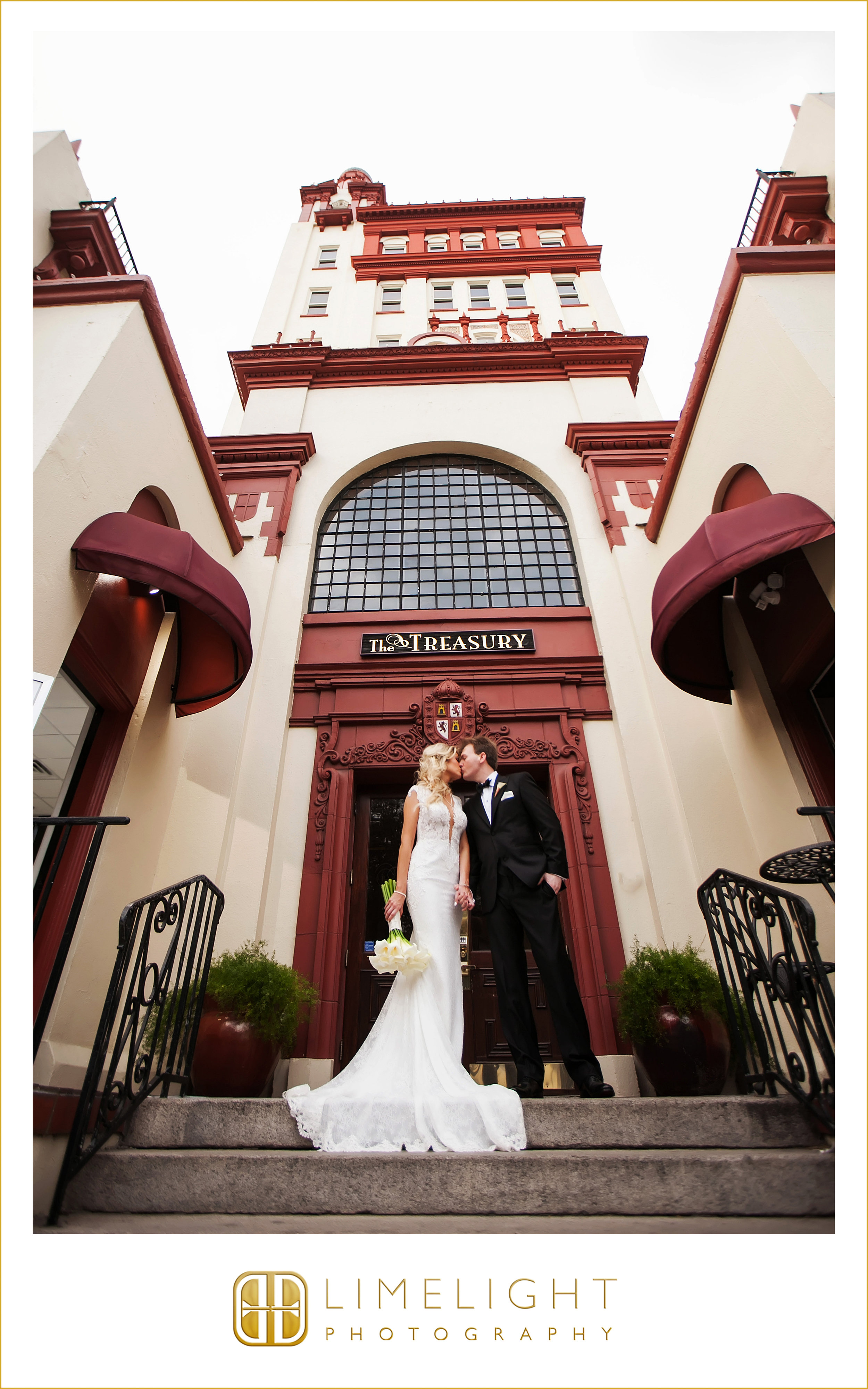 Portraits | Mr. & Mrs. | Wedding