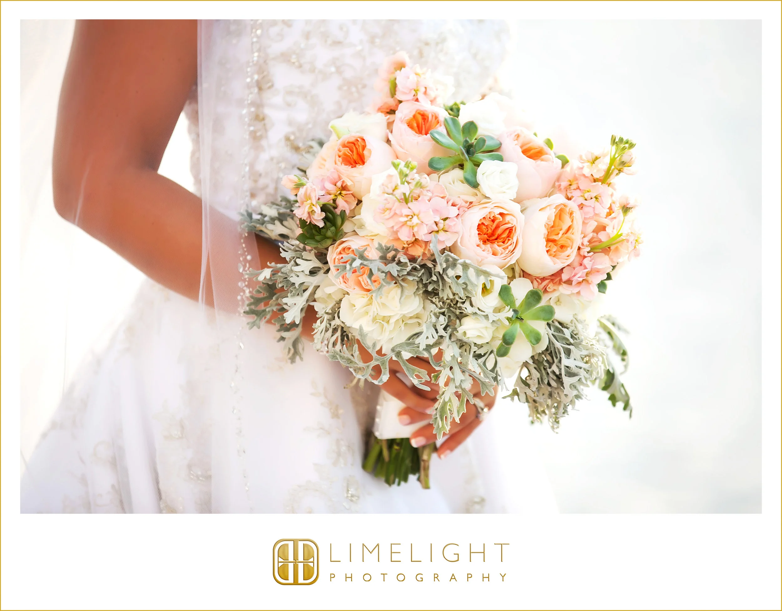 Bouquet | Bride | Wedding