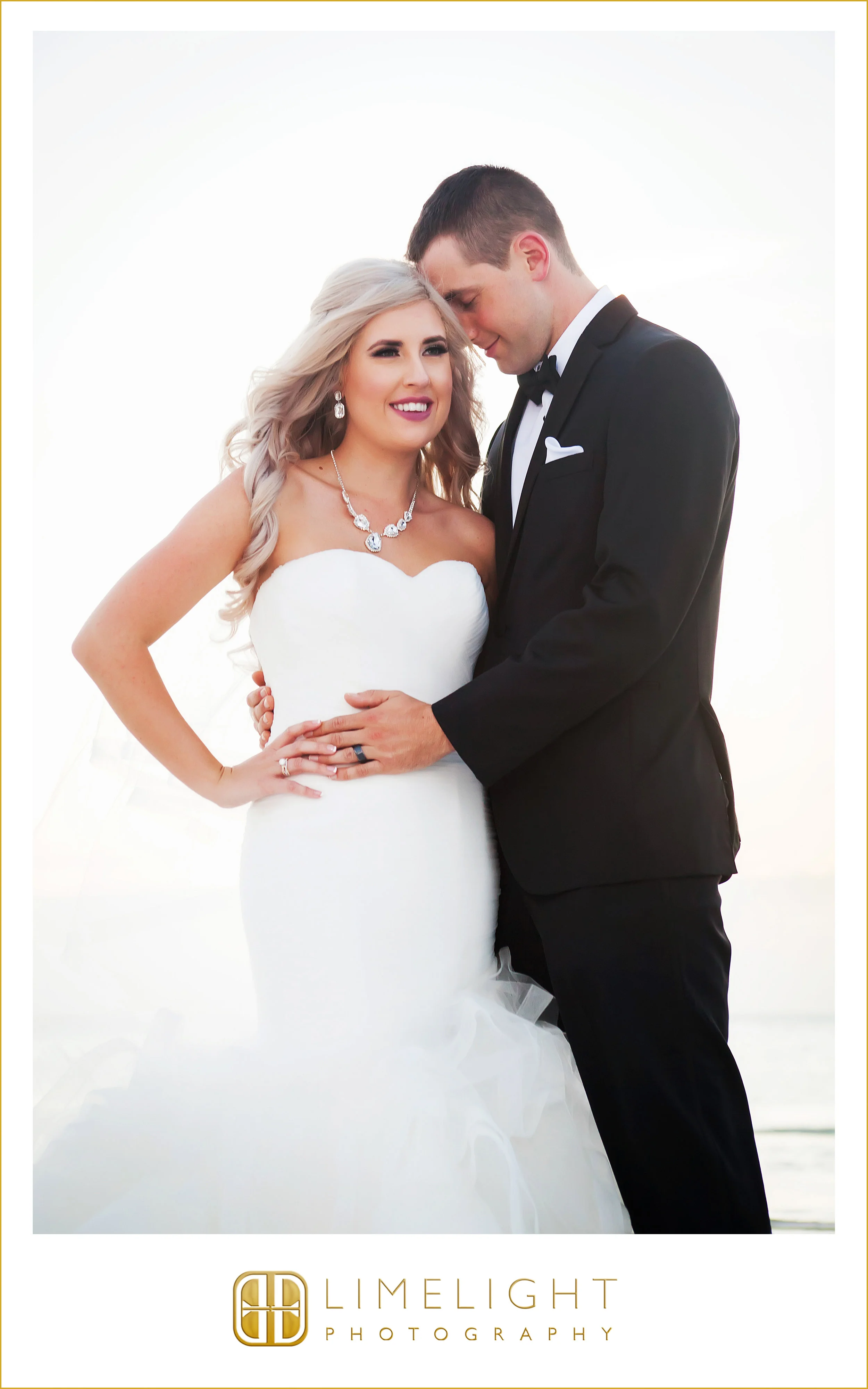 Portraits | Mr. & Mrs. | Wedding