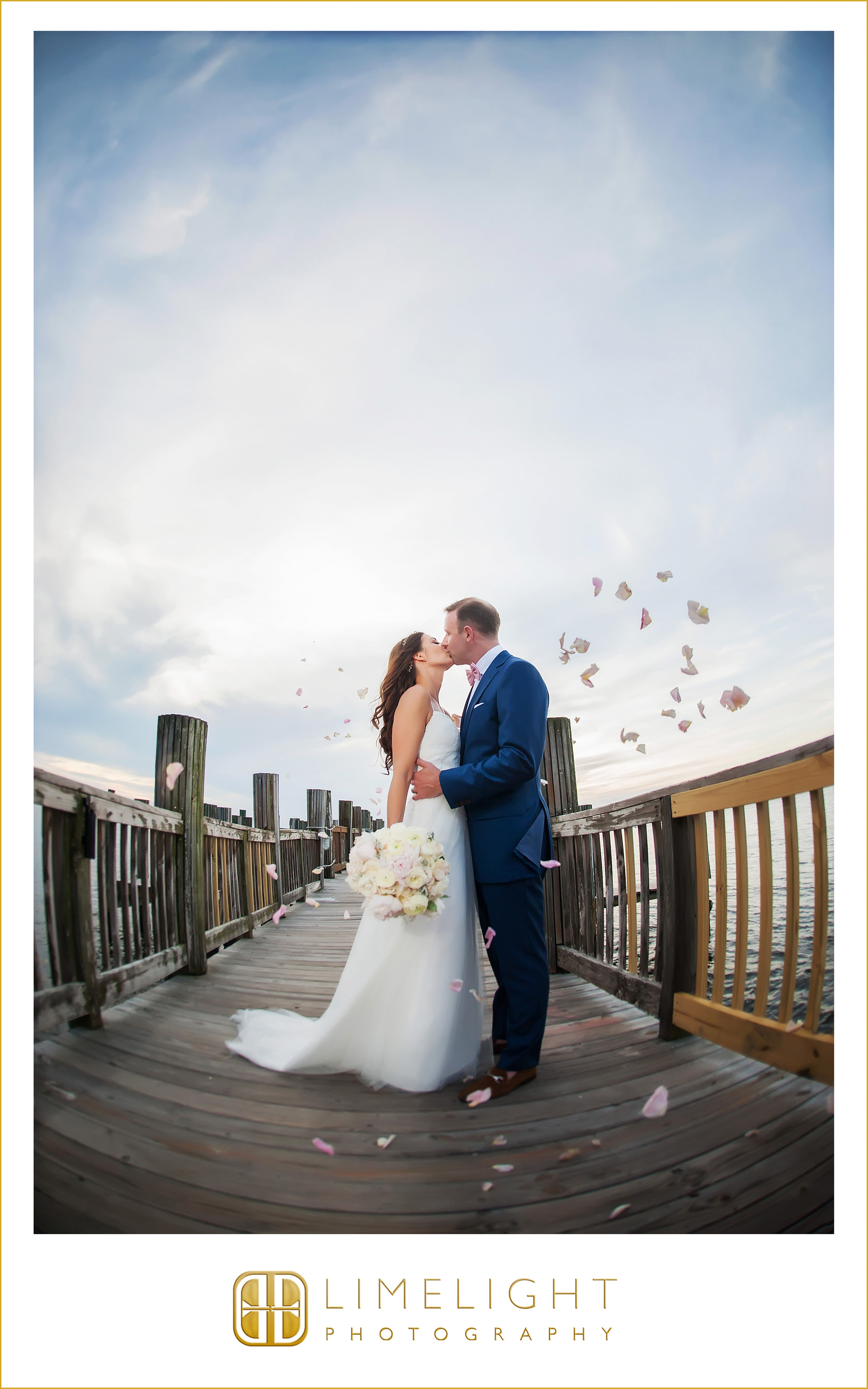 Portraits | Mr. & Mrs. | Wedding