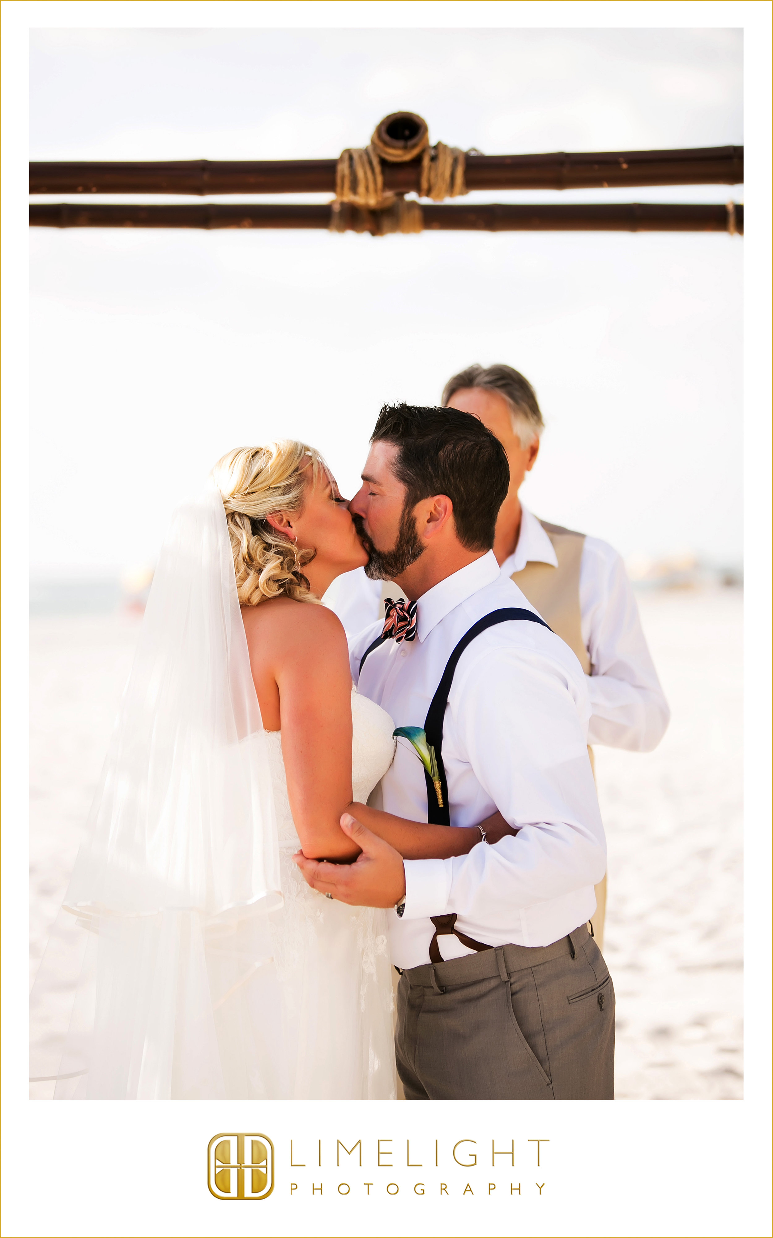 First Kiss | Husband & Wife | Wedding