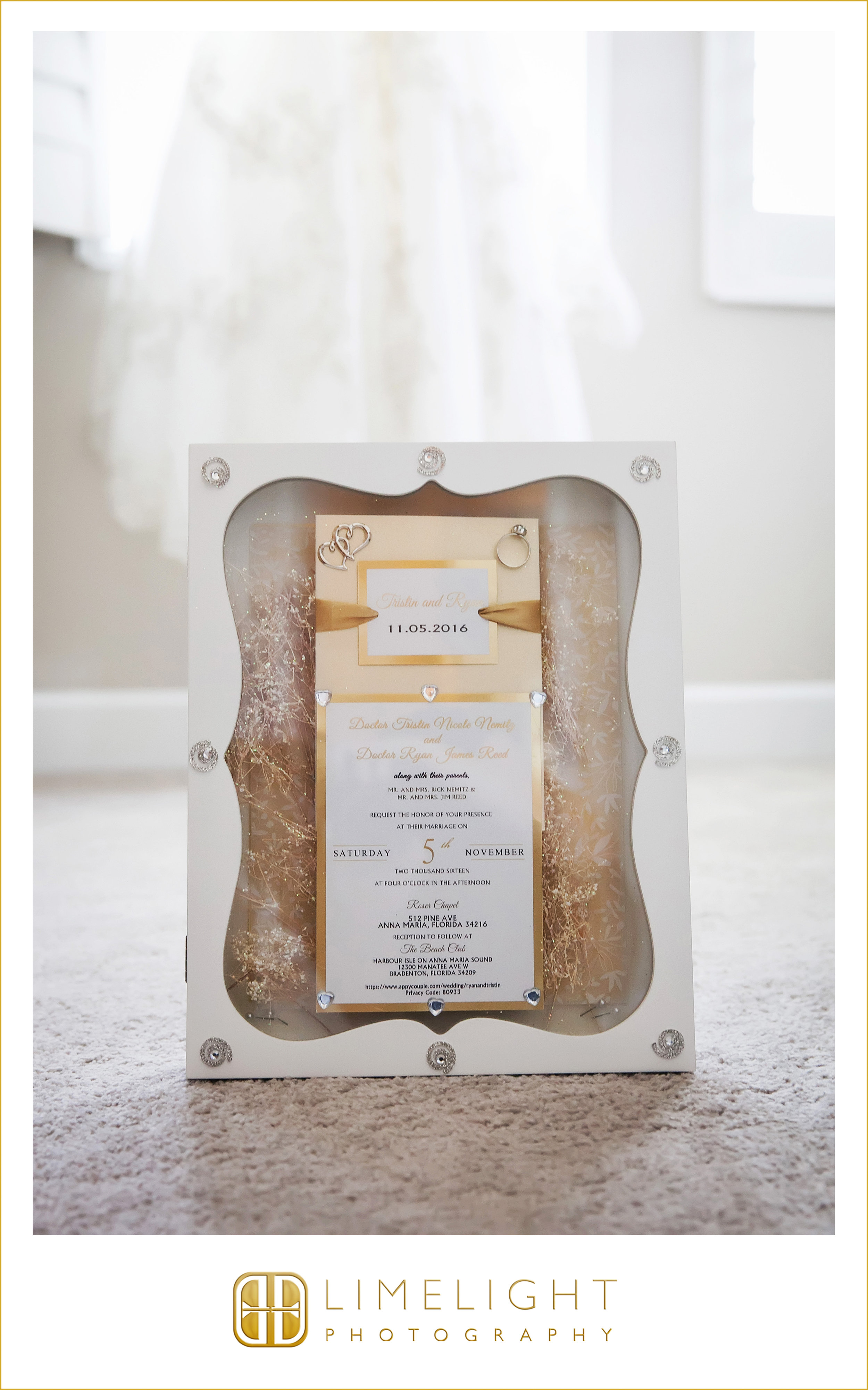 Invitations | Dress | Wedding