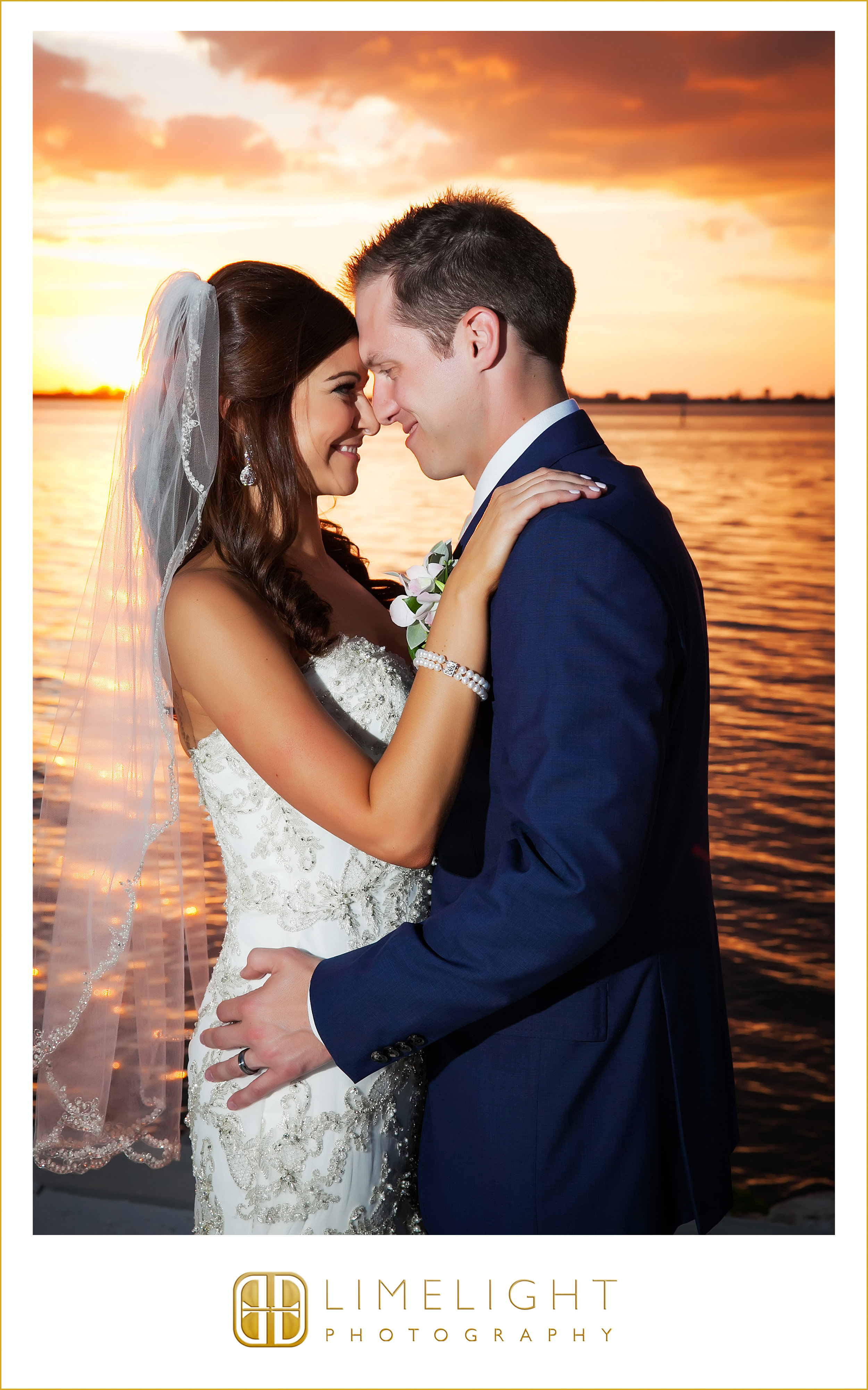 Sunset | Mr. & Mrs. | Wedding