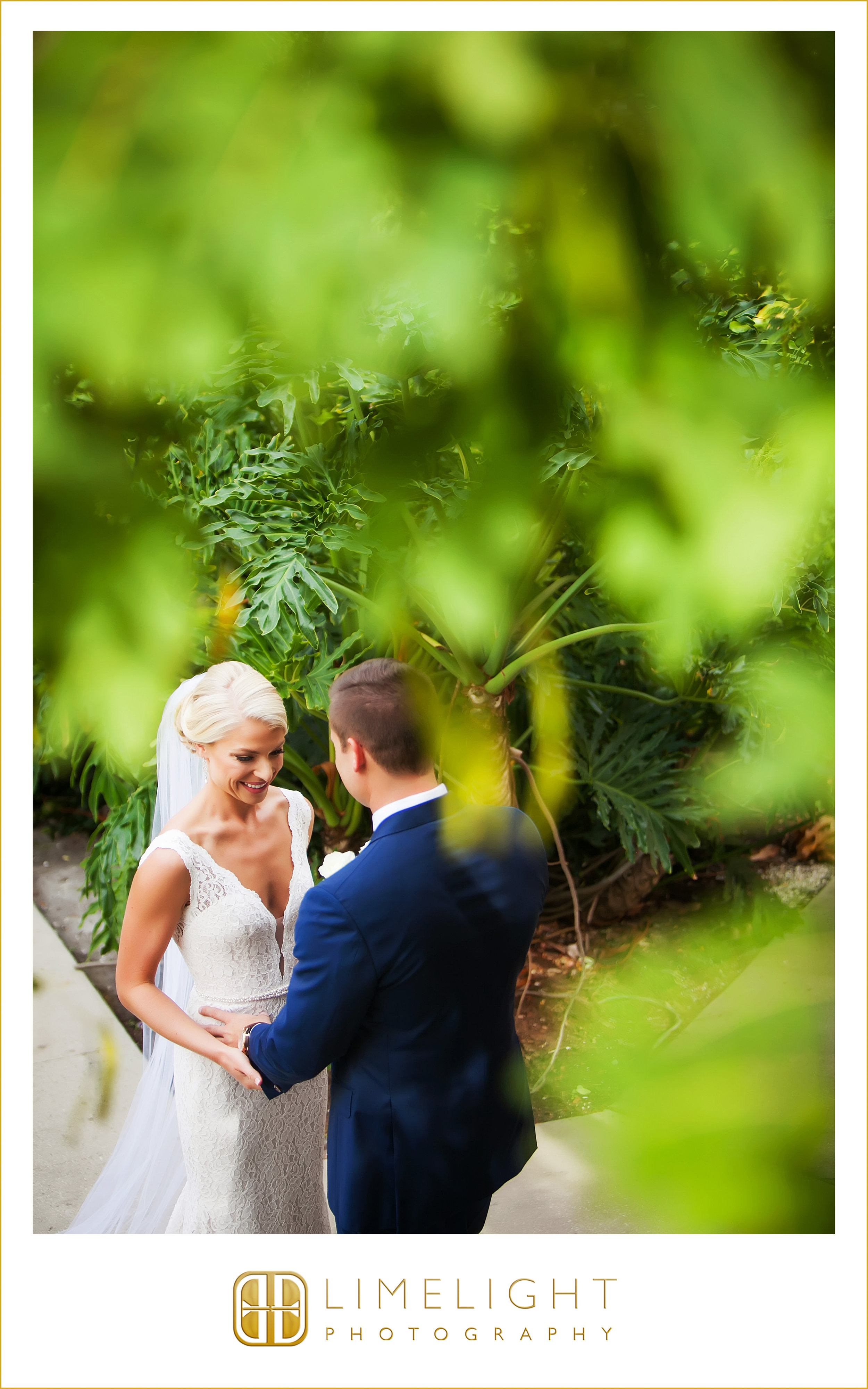 Leaves | Couple | Wedding