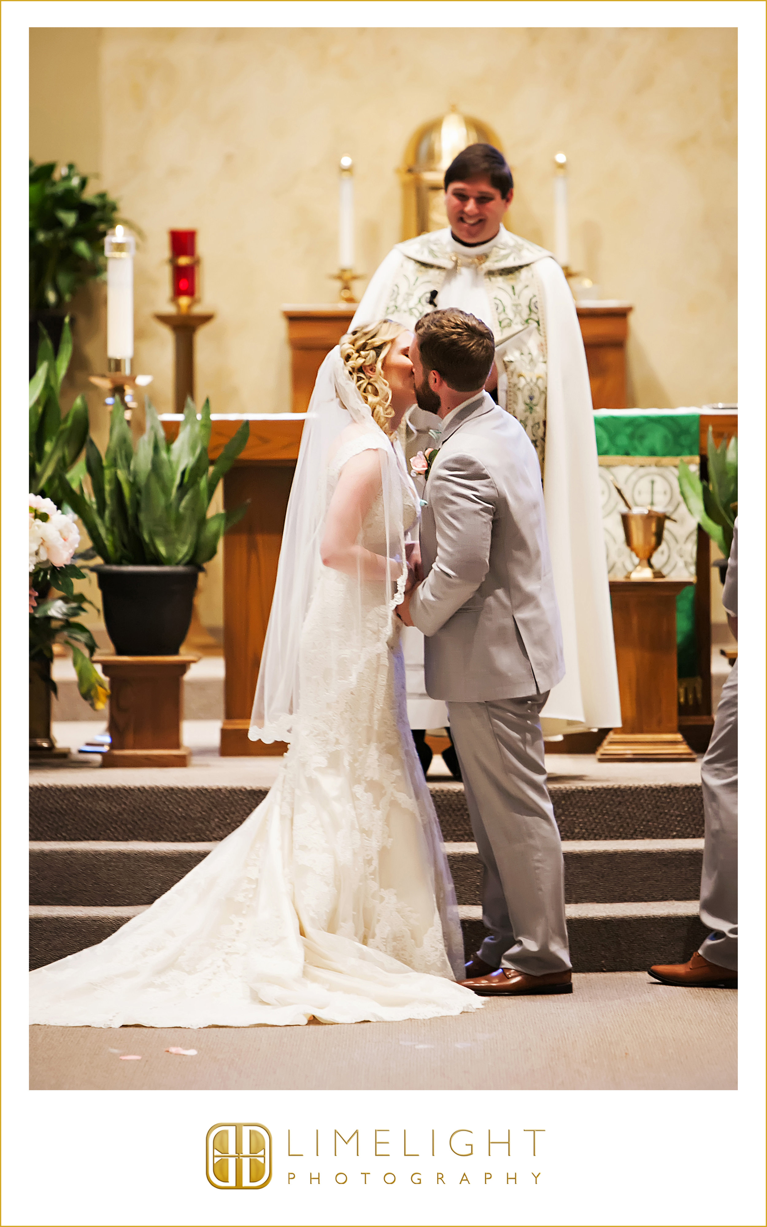 2.17.17ChristaBenjaminJO_0305.jpg