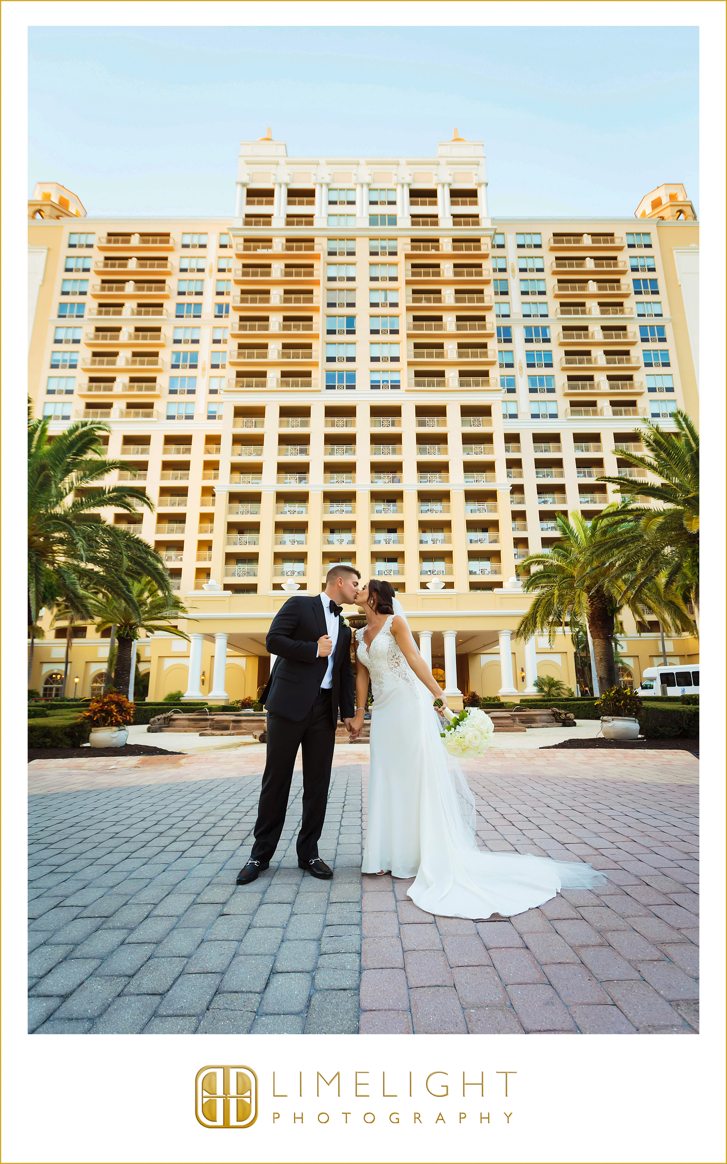 Portraits | Mr. & Mrs. | Wedding