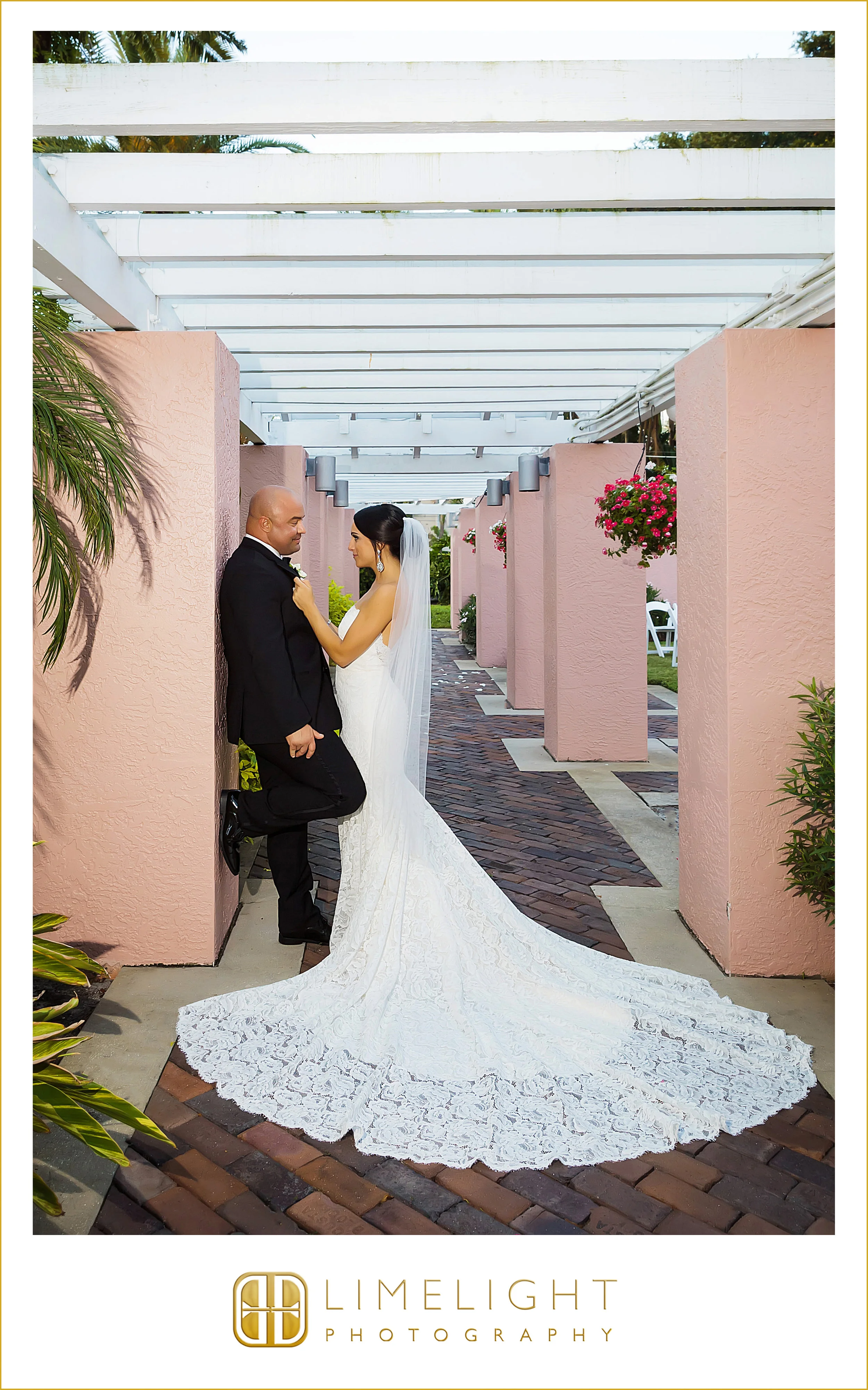 Portrait | Mr. & Mrs. | Wedding
