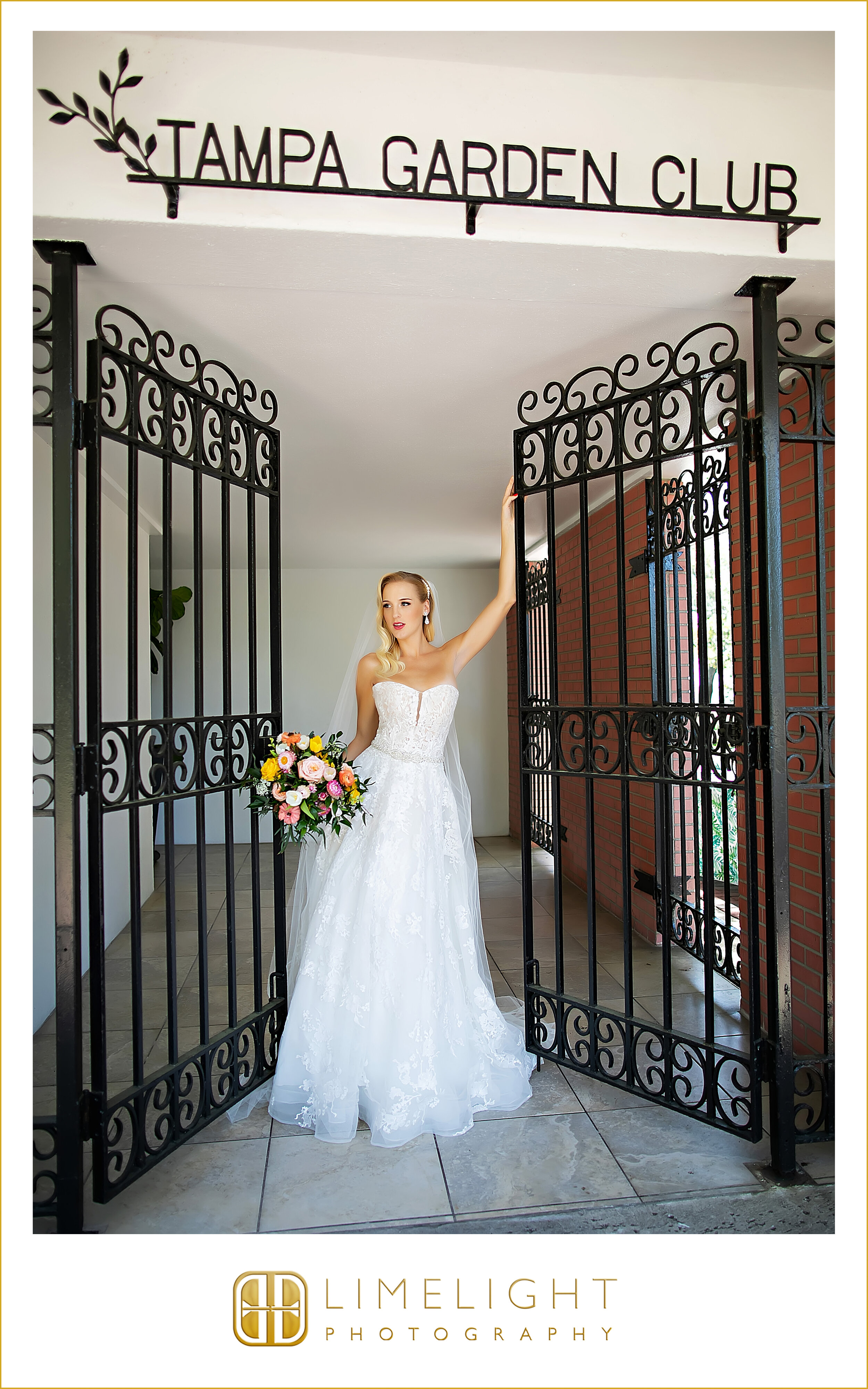 3.28.21TampaGardenClubBridalShow+StyledShoot_0148.jpg