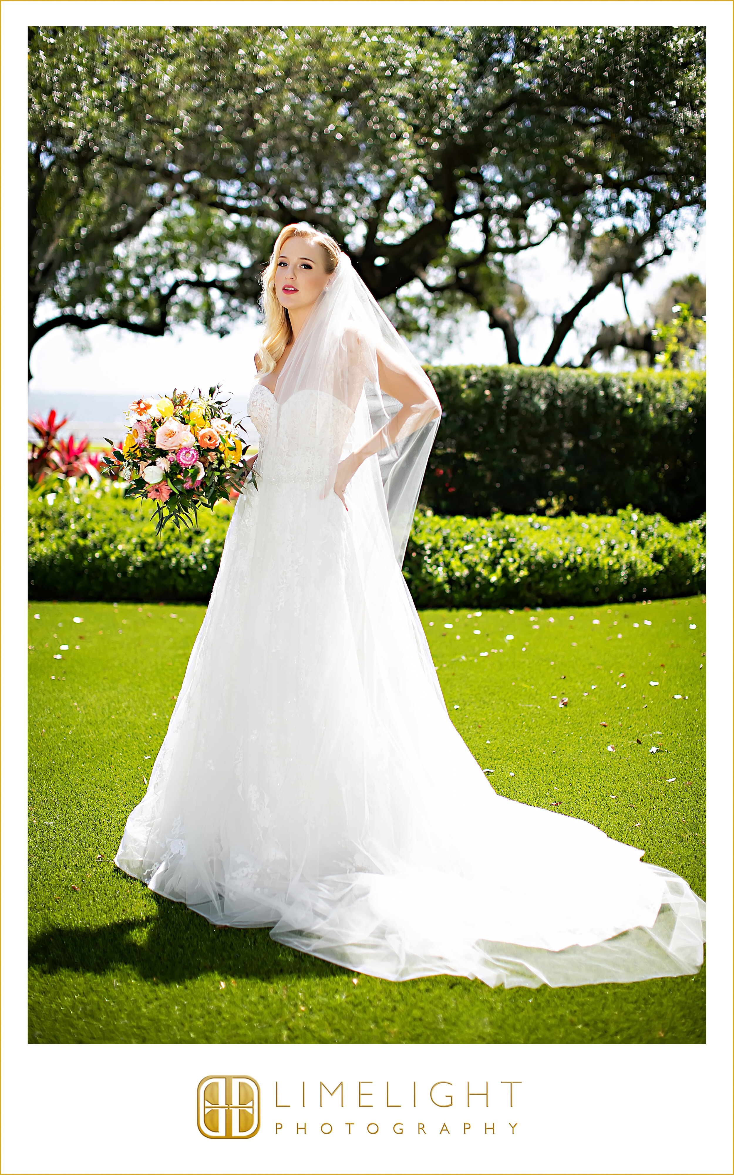 3.28.21TampaGardenClubBridalShow+StyledShoot_0177.jpg