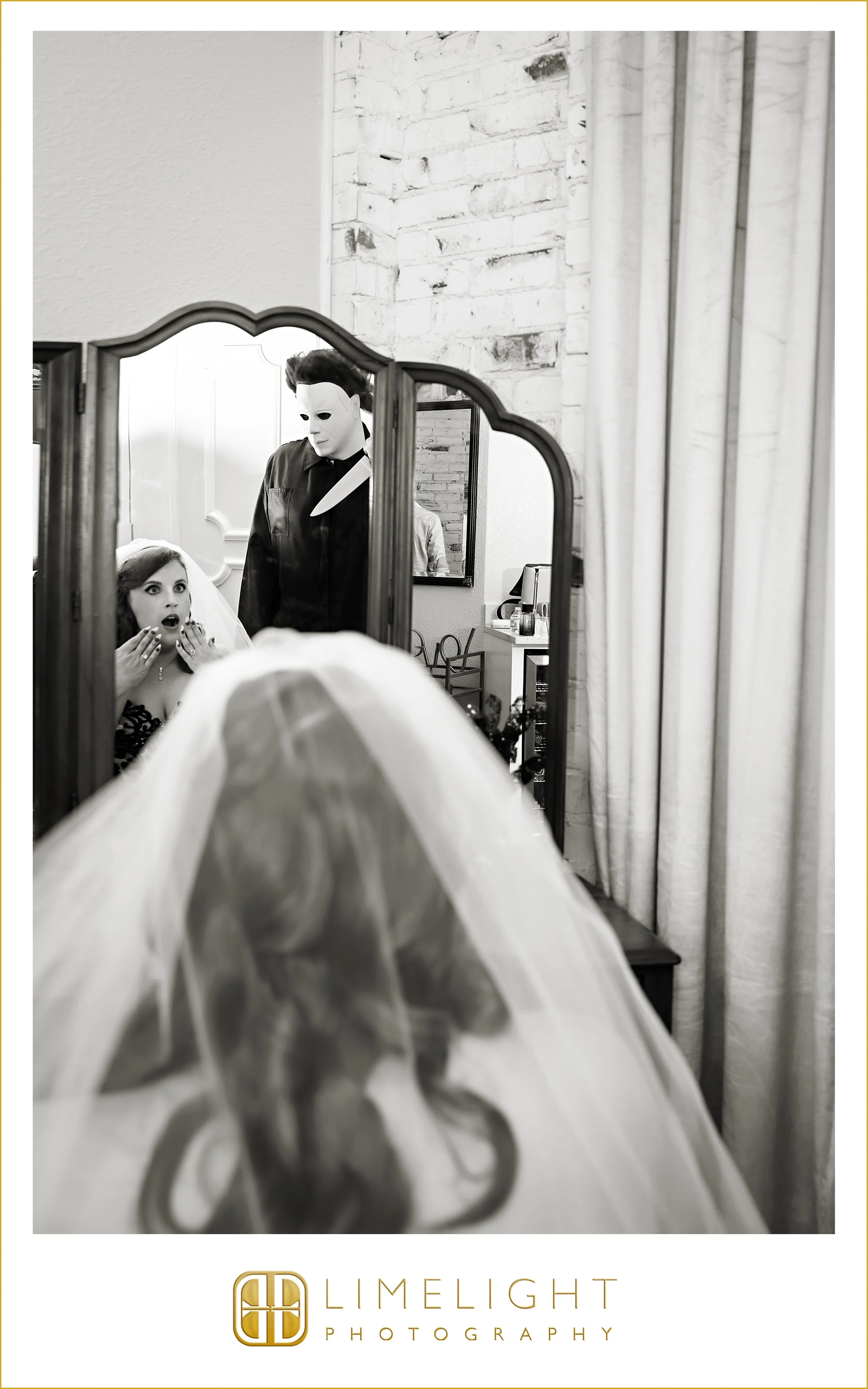 10.1.22LisaCunningham+RogerRussellAR-0635 copy.jpg