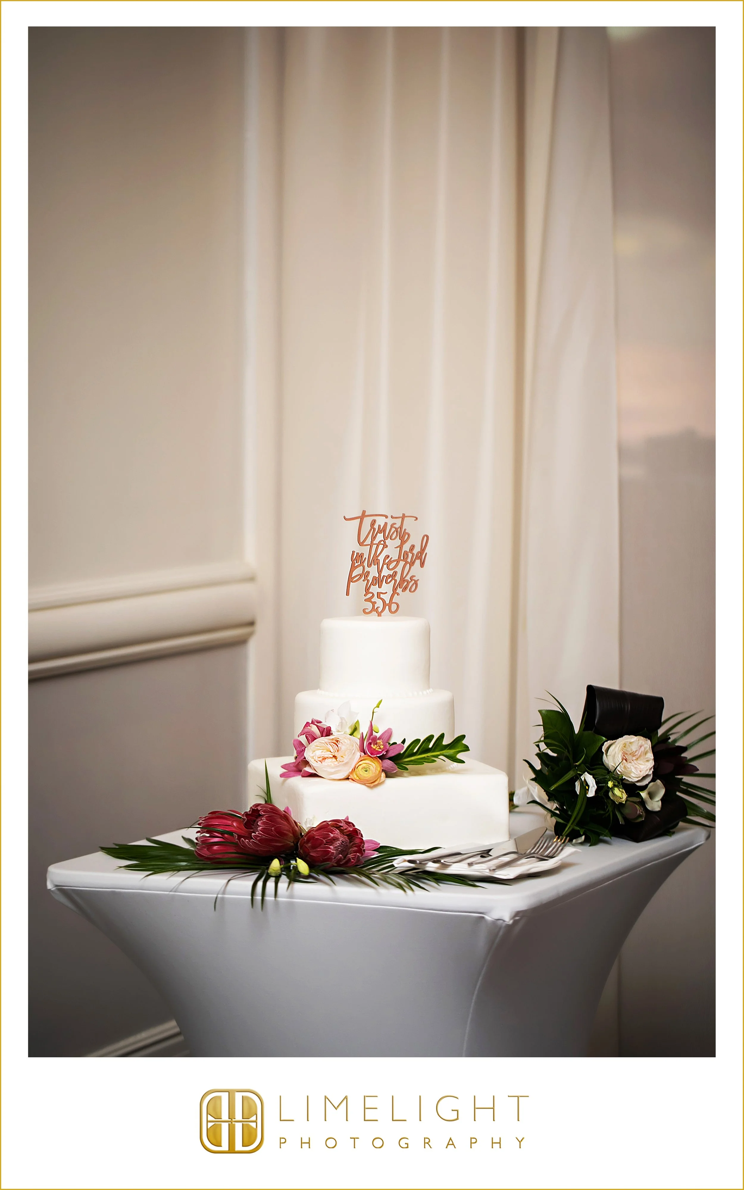 11.11.22SarahSchulze+Sam DeverTZ-0547.jpg
