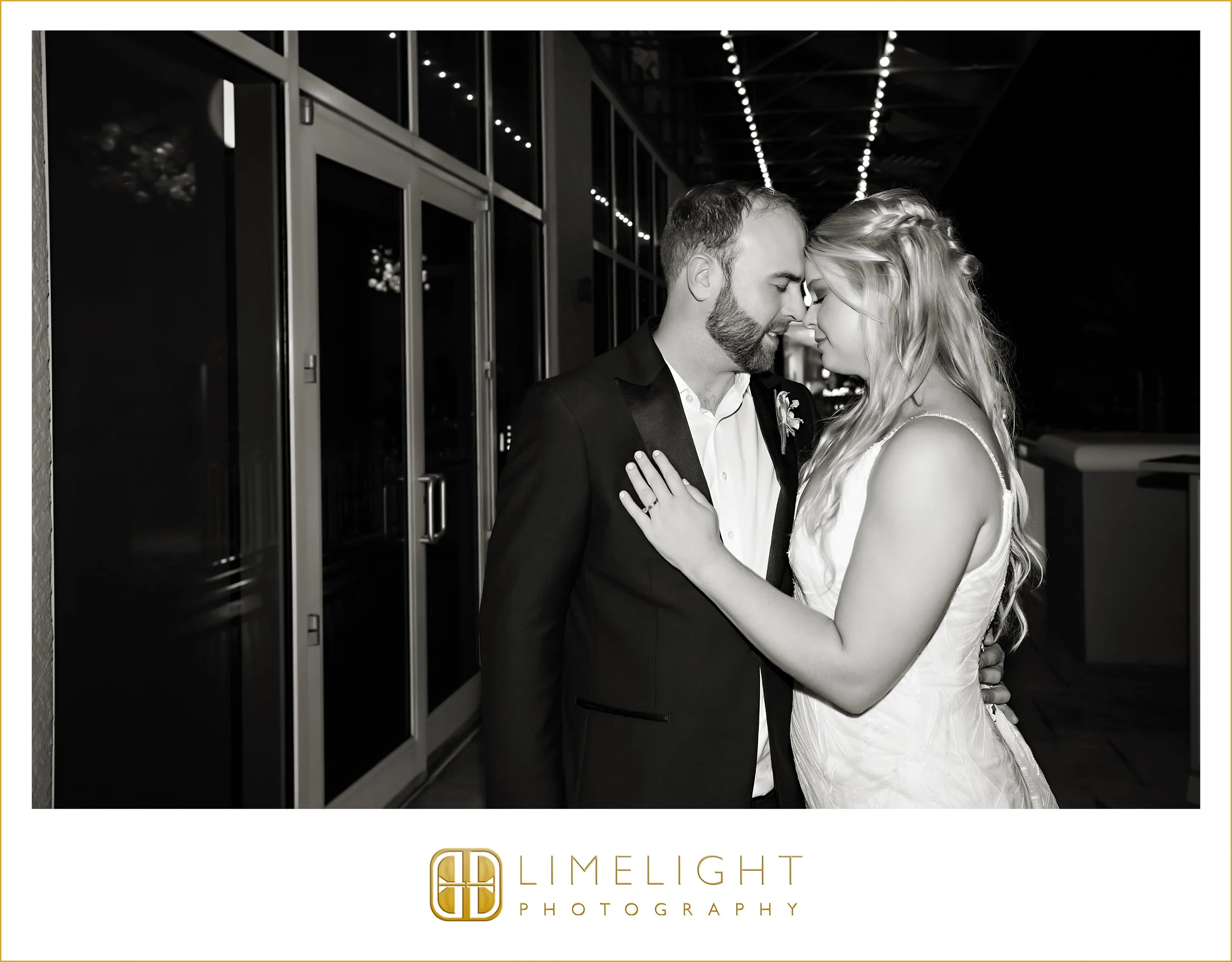 11.11.22SarahSchulze+Sam DeverTZ-0770.jpg
