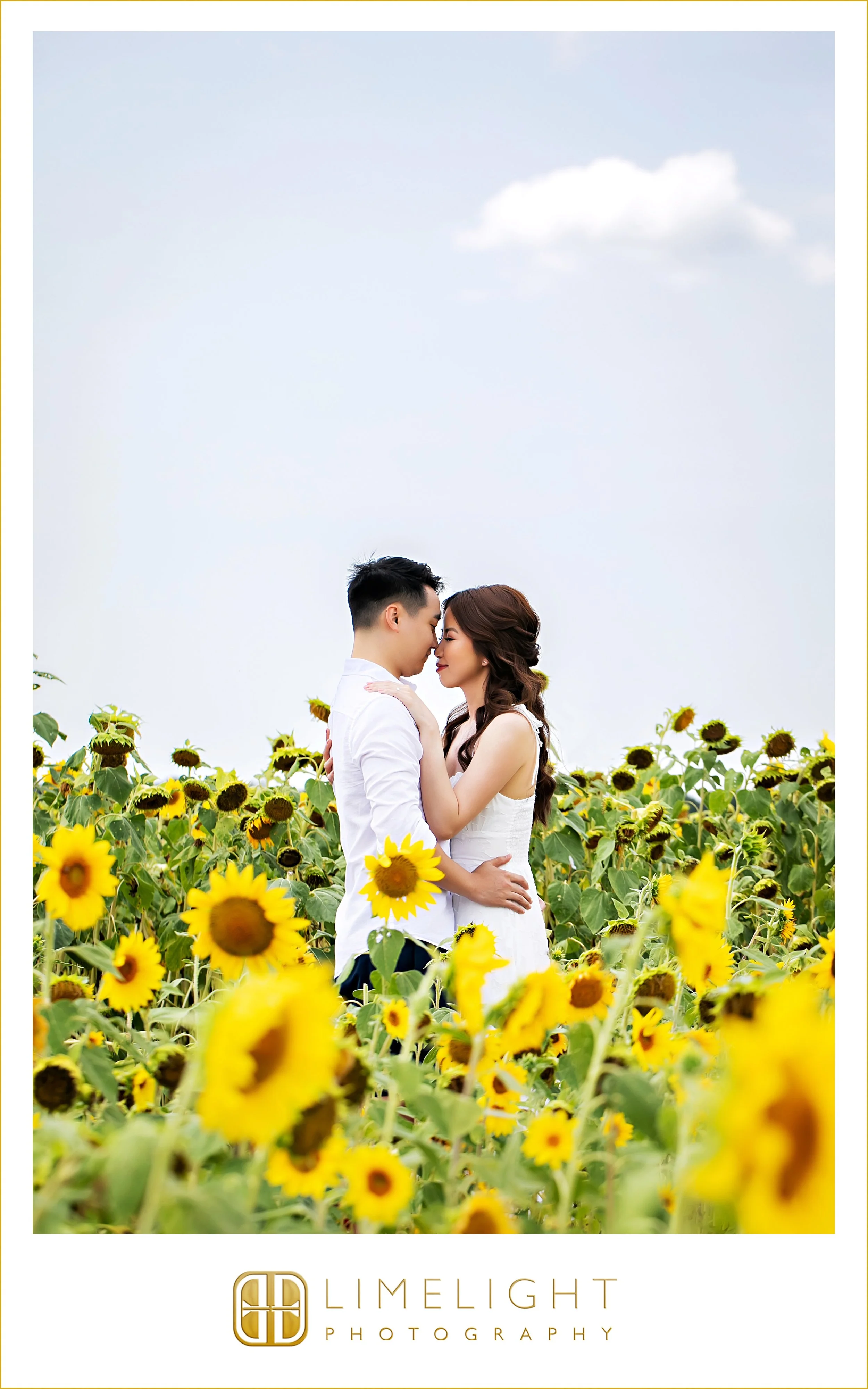 4.27.23NganTa+MikeNguyen11.5.23TZ-007.jpg