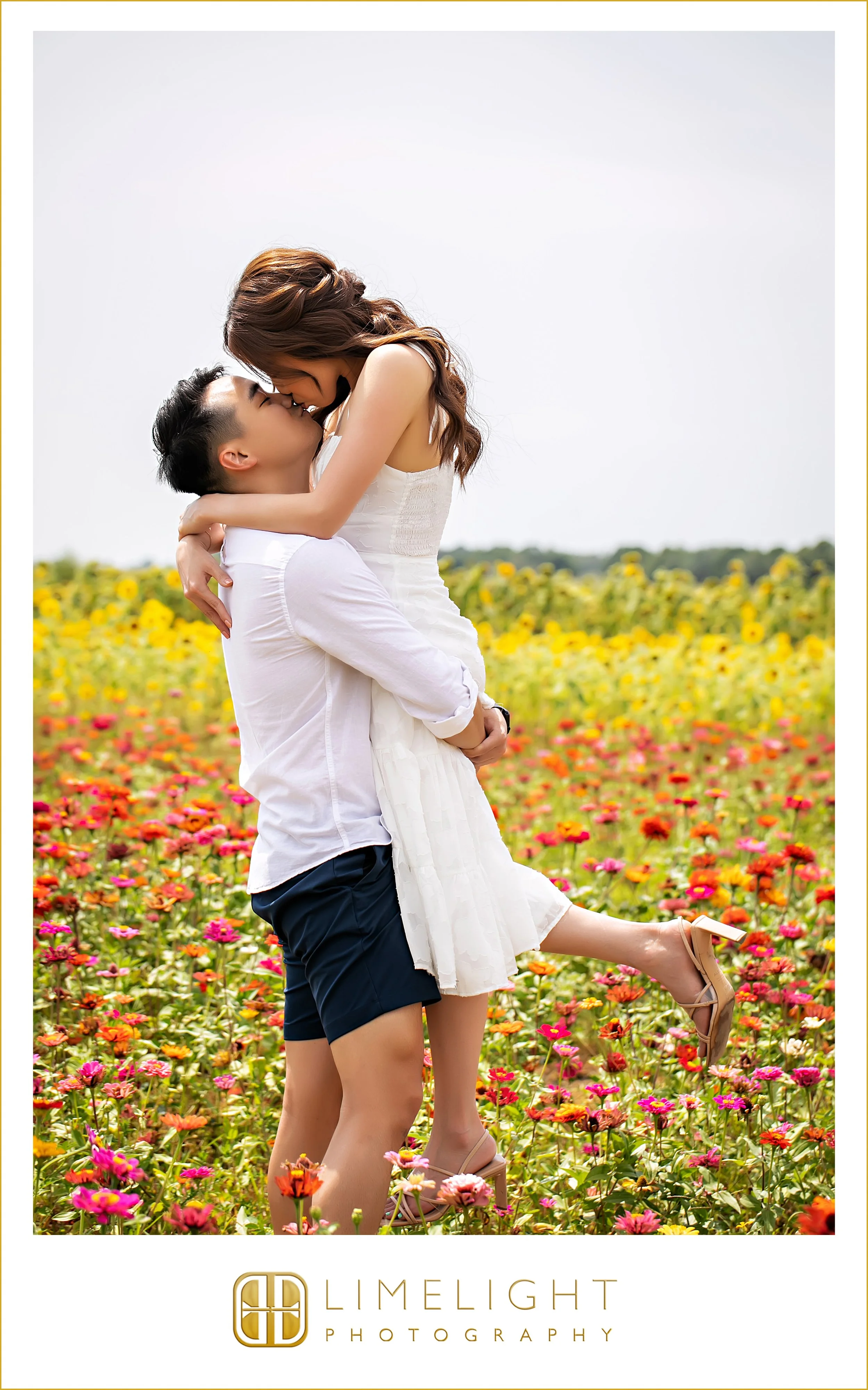 4.27.23NganTa+MikeNguyen11.5.23TZ-077.jpg