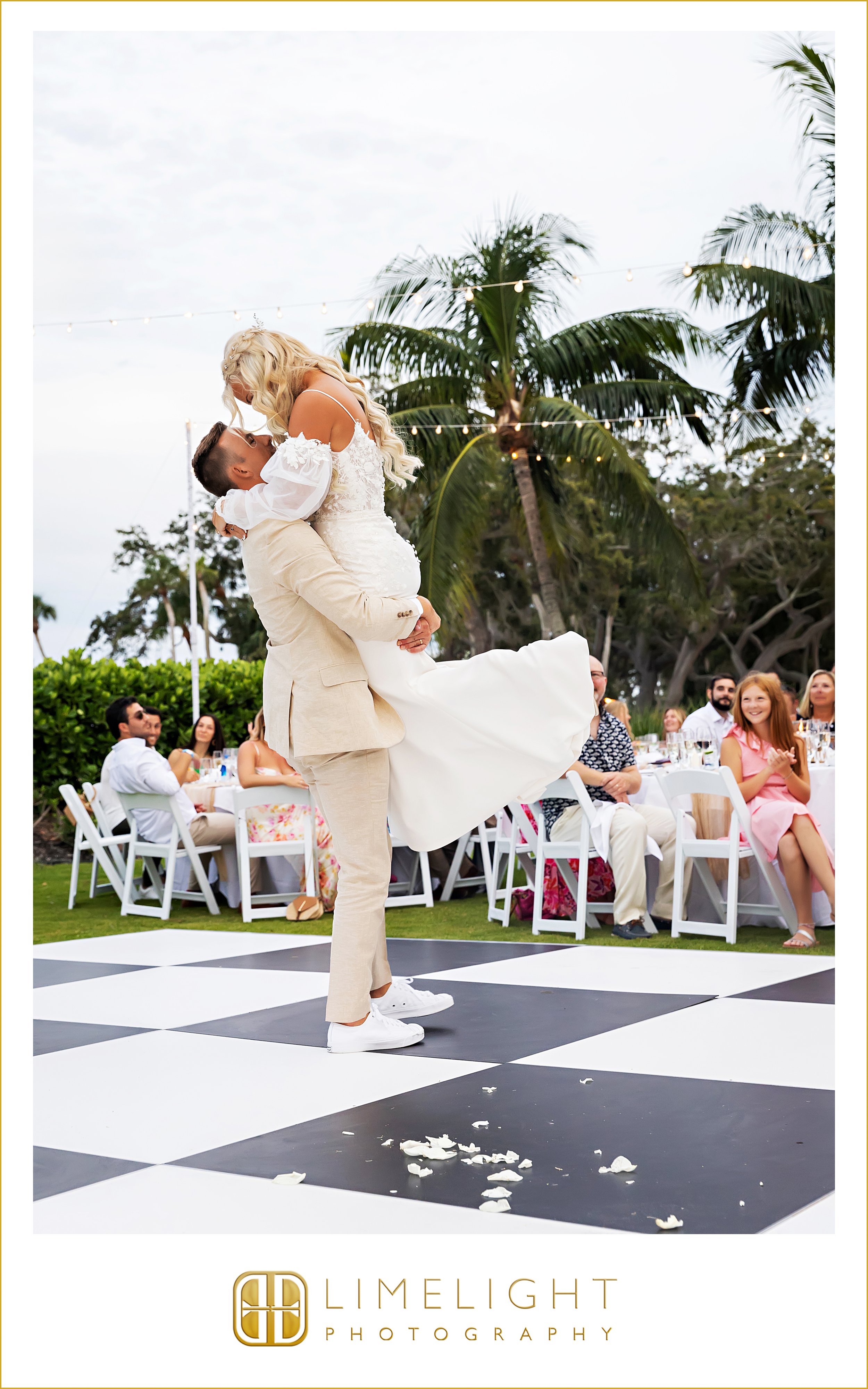 0053-longboat-key-club-sarasota-wedding-photographers.jpg