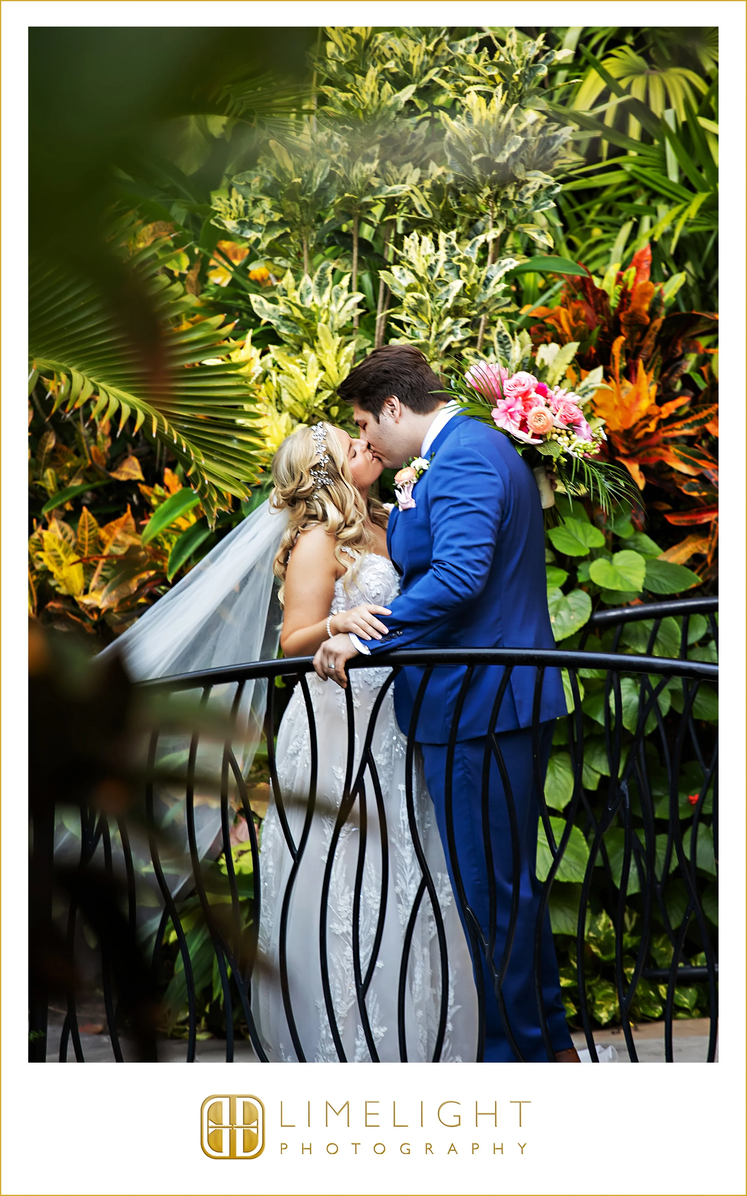 0016-Sunken-Gardens-Wedding-Photography-St.Pete-fl.jpg