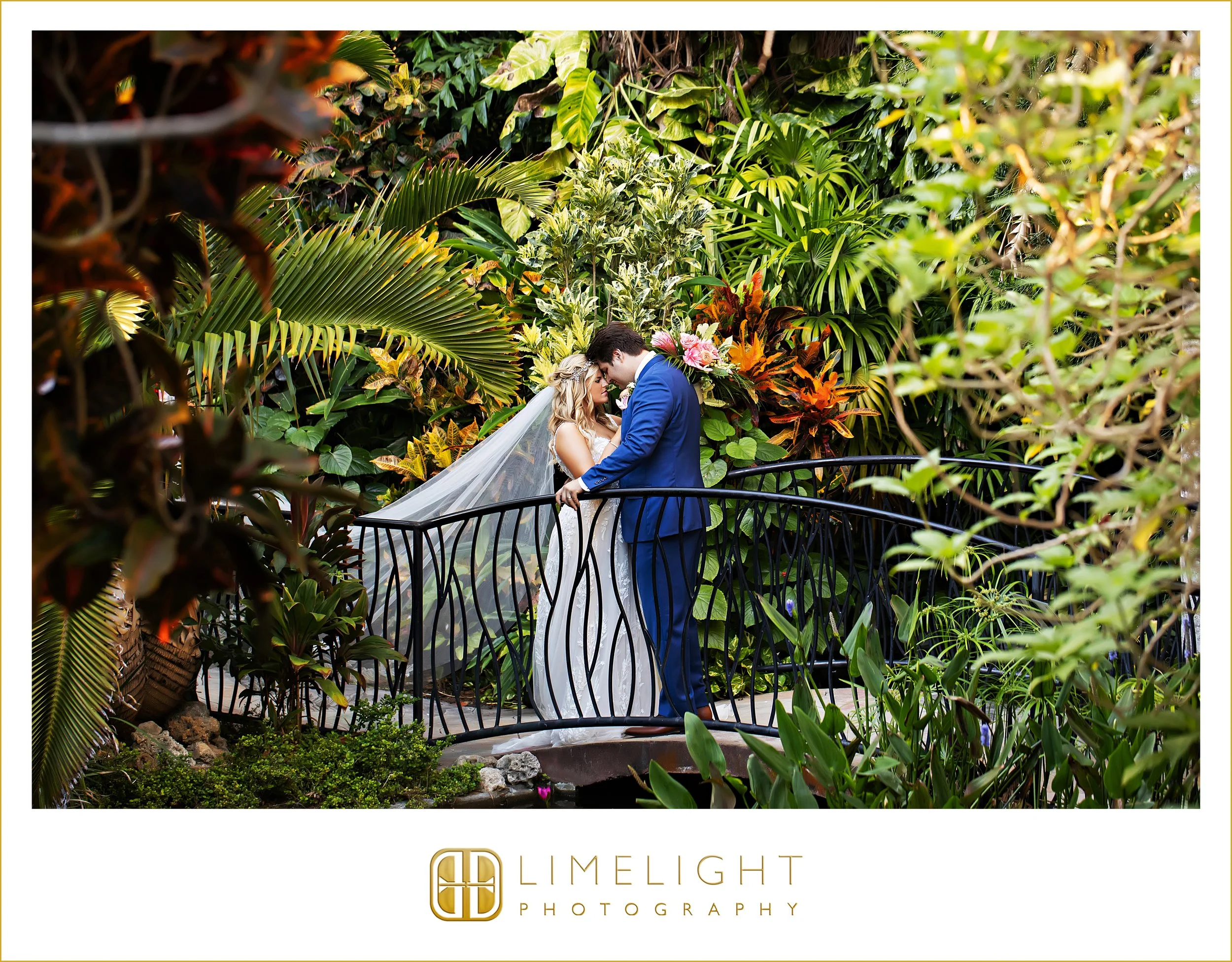 0017-Sunken-Gardens-Wedding-Photography-St.Pete-fl.jpg