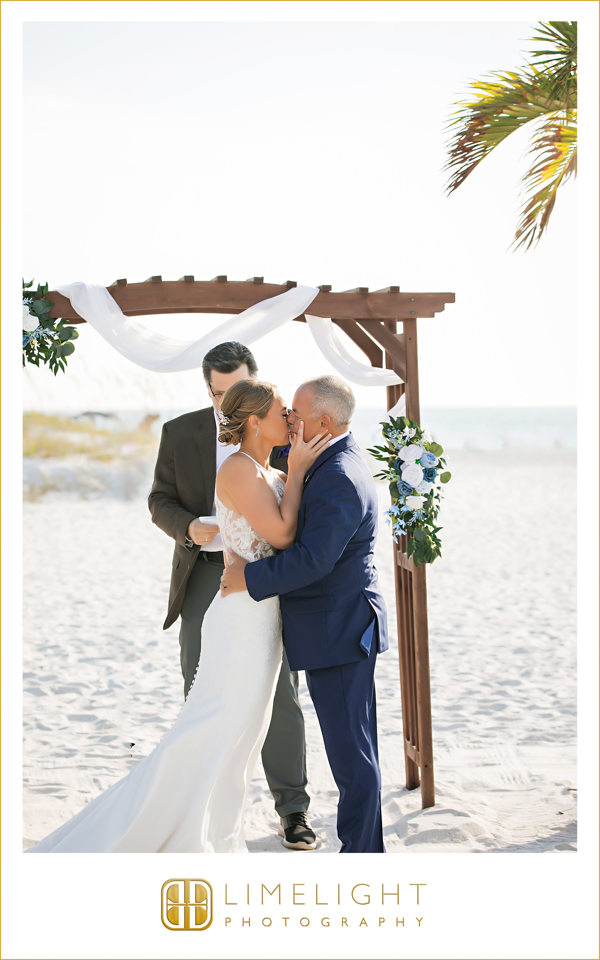 0019-Bellwether-Beach-Resort-Wedding-Photography.jpg