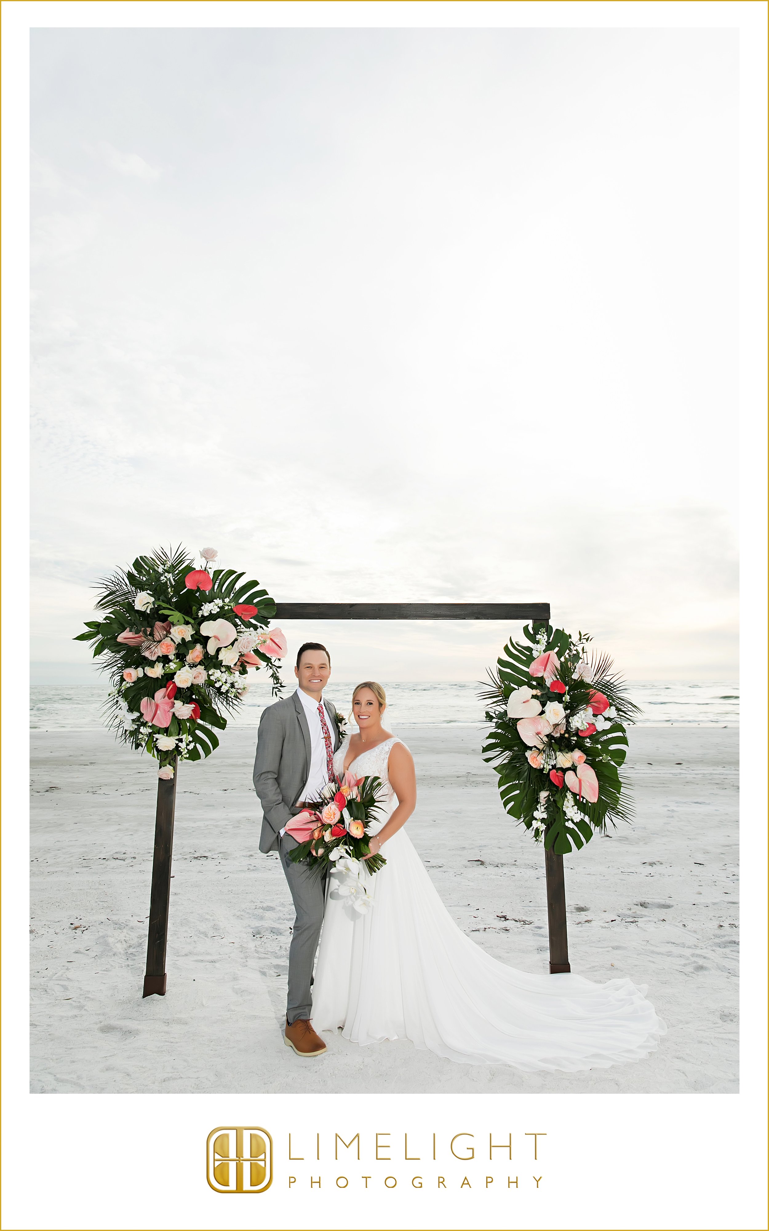 0032-Longboat-Key-Club-Resort-Weddings.jpg