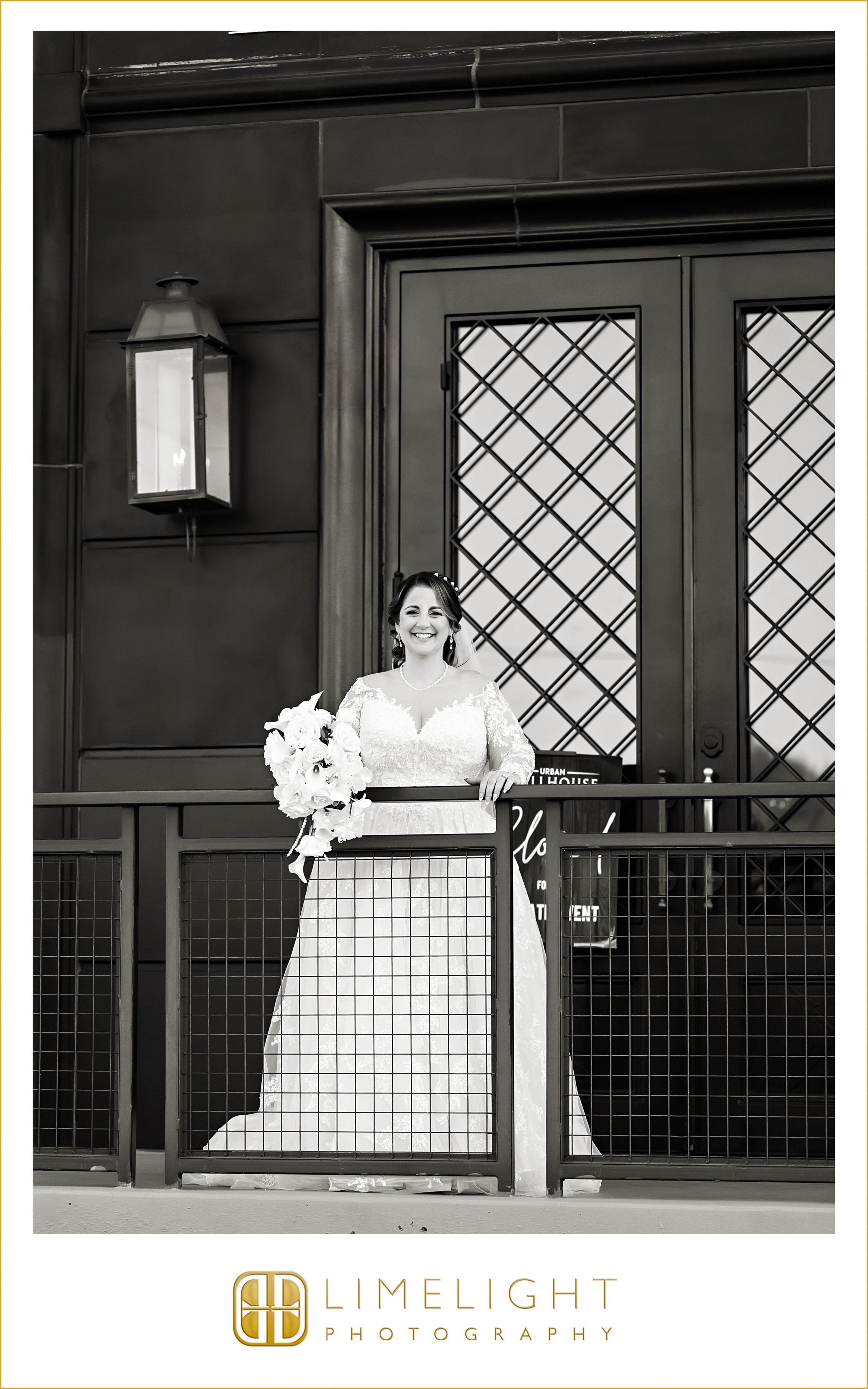 0051-The-Urban-Stillhouse-Wedding-Photography-Inspo.jpg