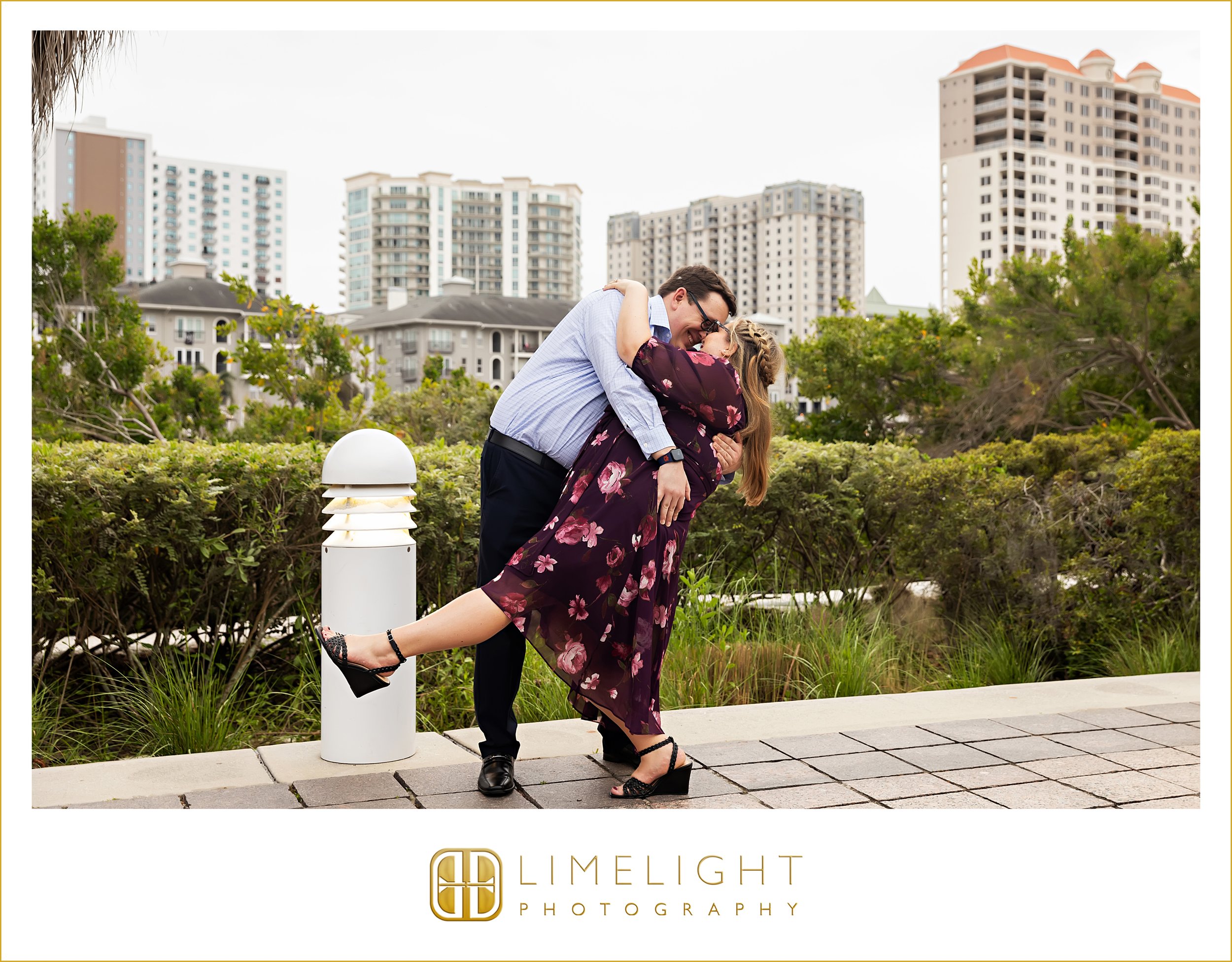 0016-Downtown-Tampa-Engagement-Session.jpg