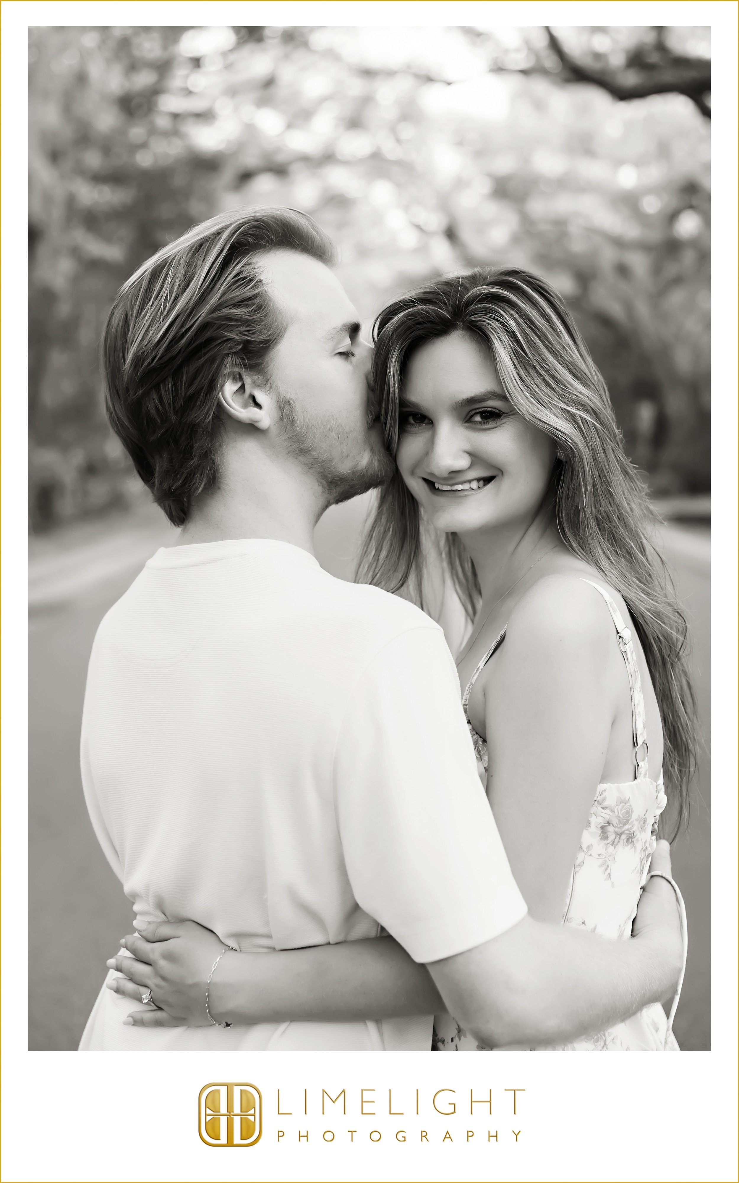 0005-Philippe-Park-Engagement-Session-Candid-Photography.jpg