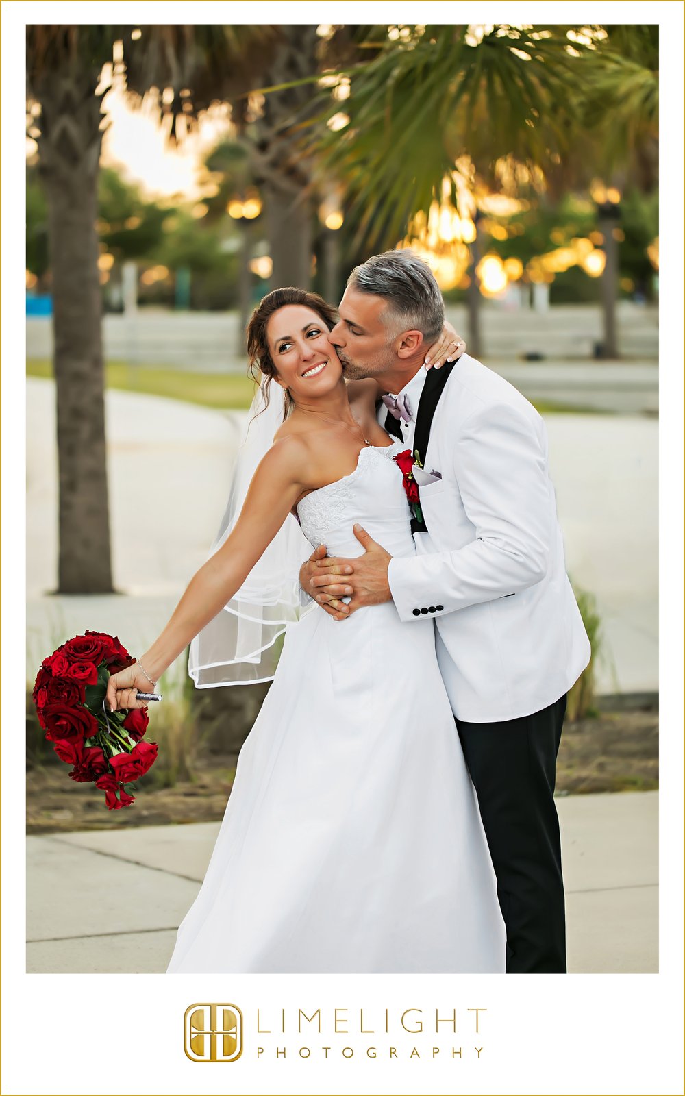 0058-Tampa-River-Center-Wedding.jpg